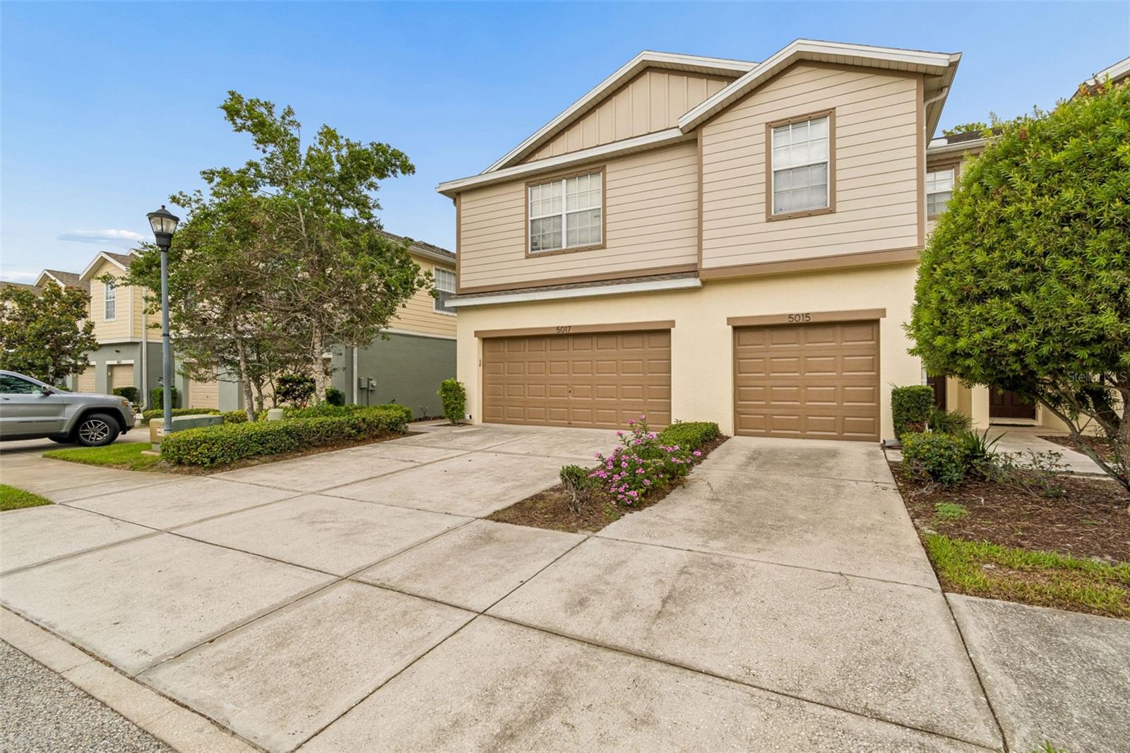 5017 WHITE SANDERLING CT — photo 2