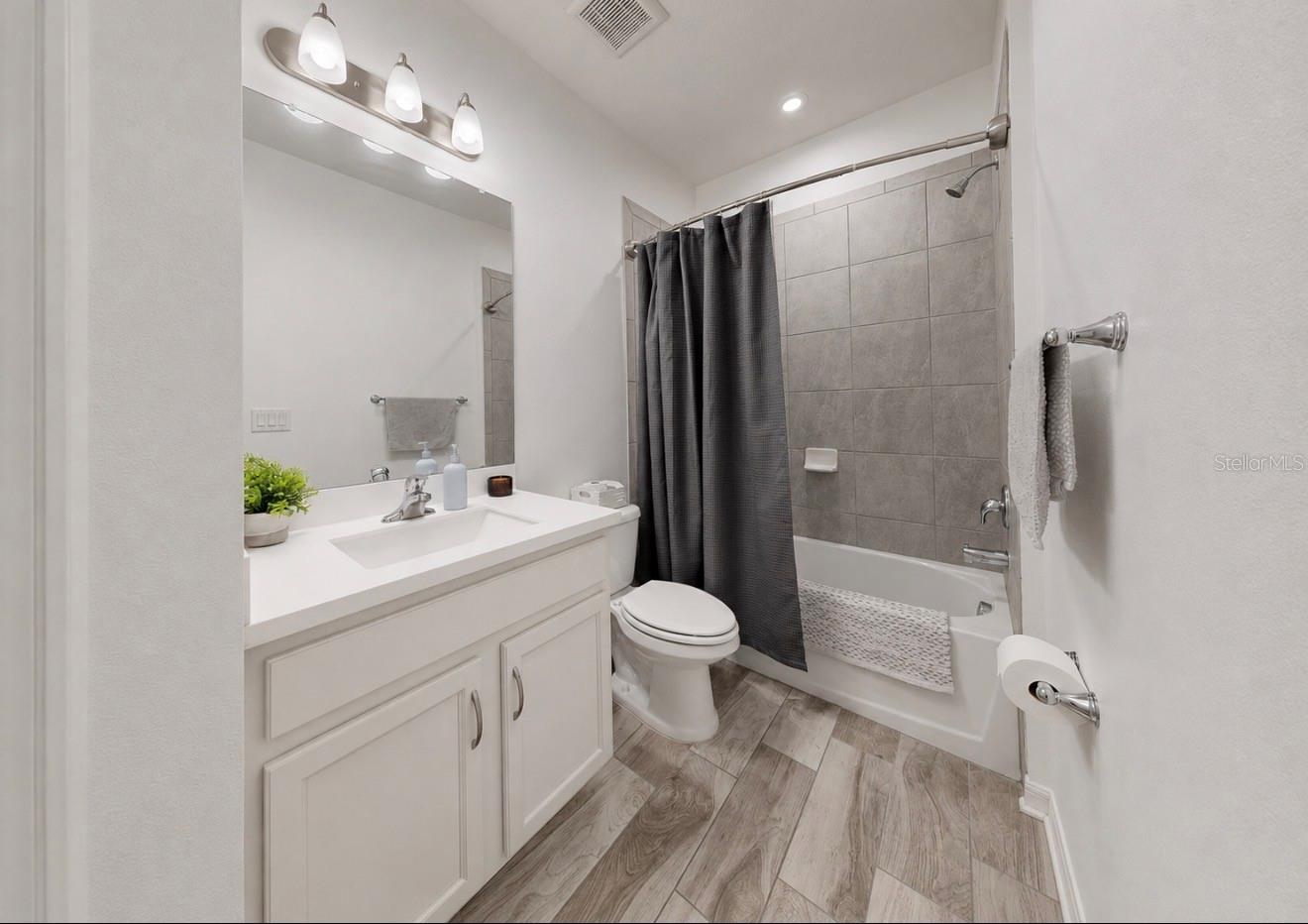 5206 GAVELLA CV — photo 30
