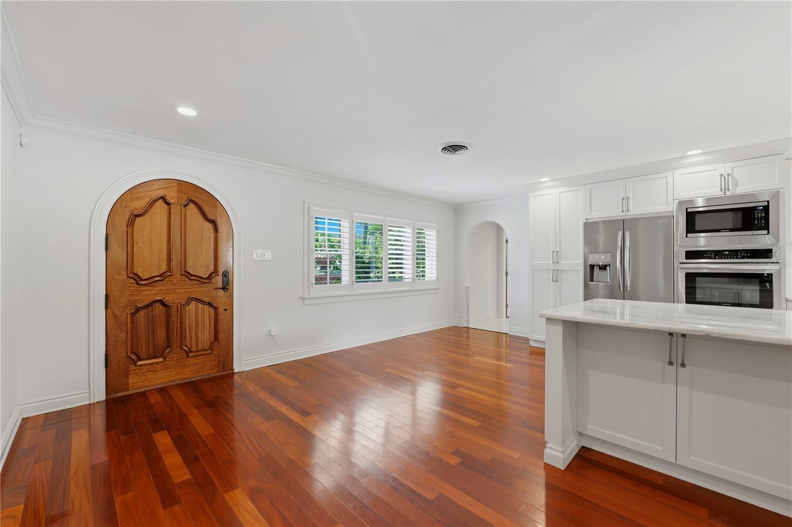1124 SEVILLE LN NE — photo 16