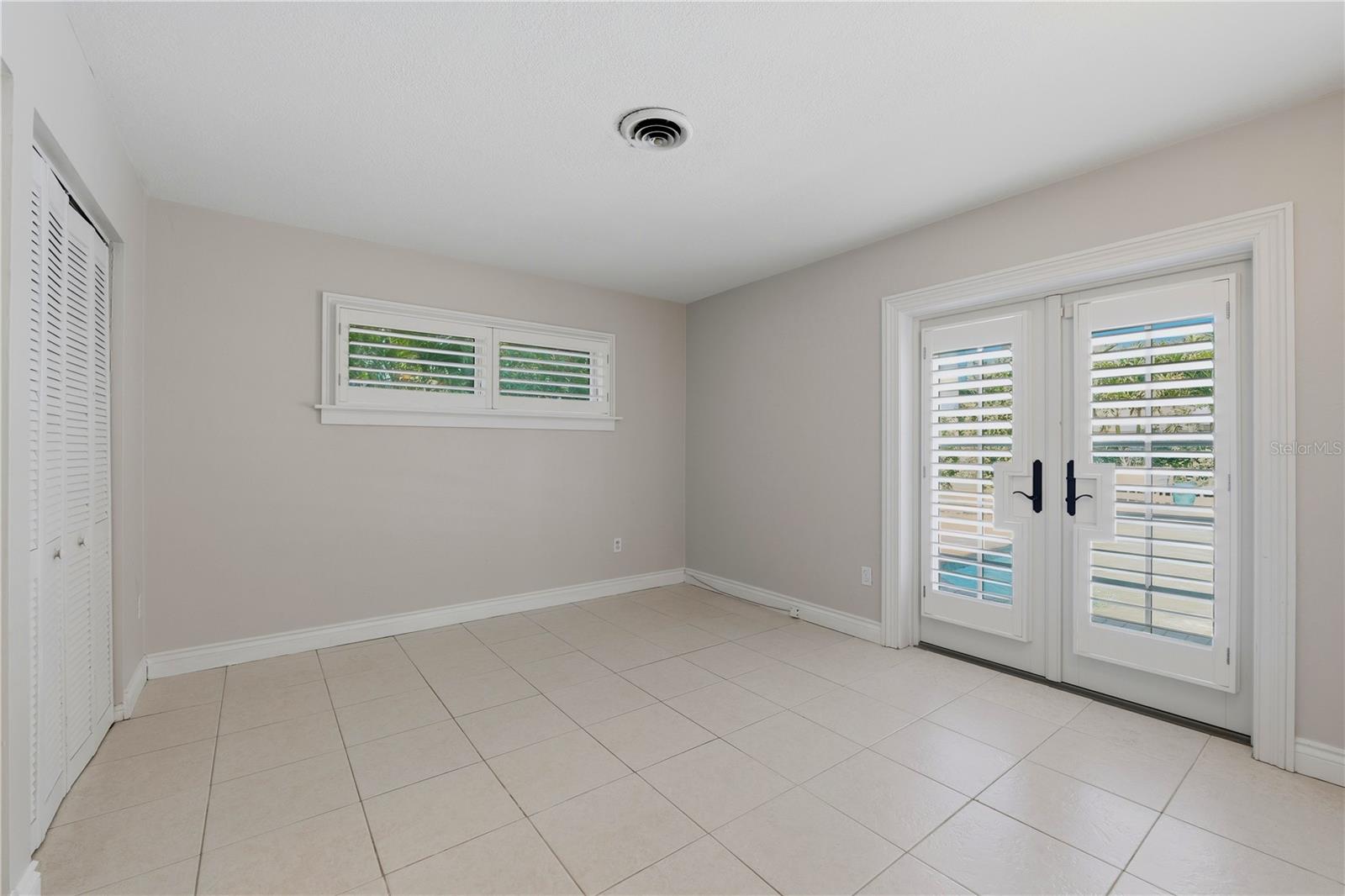 1124 SEVILLE LN NE — photo 44