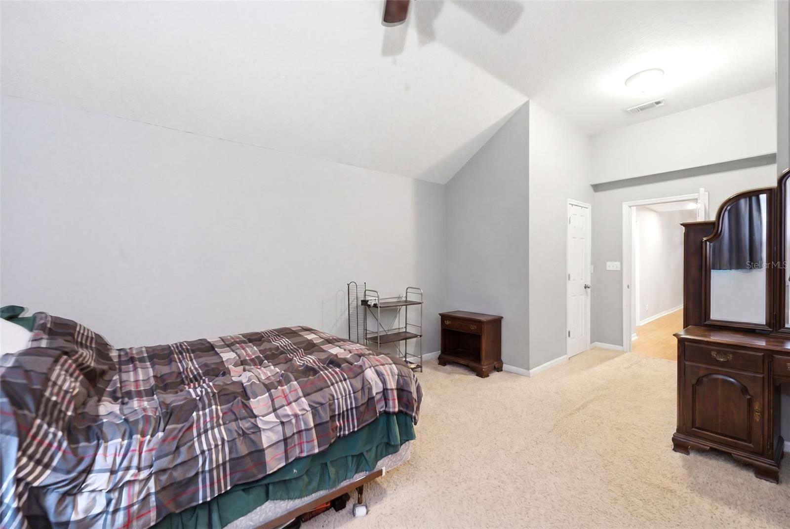 2112 HERITAGE CREST DR — photo 38