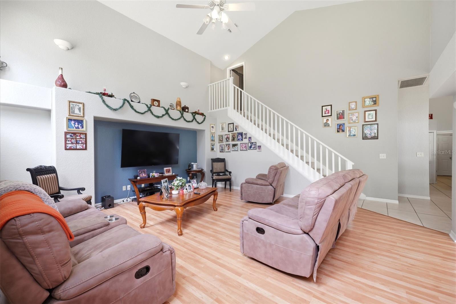2112 HERITAGE CREST DR — photo 19