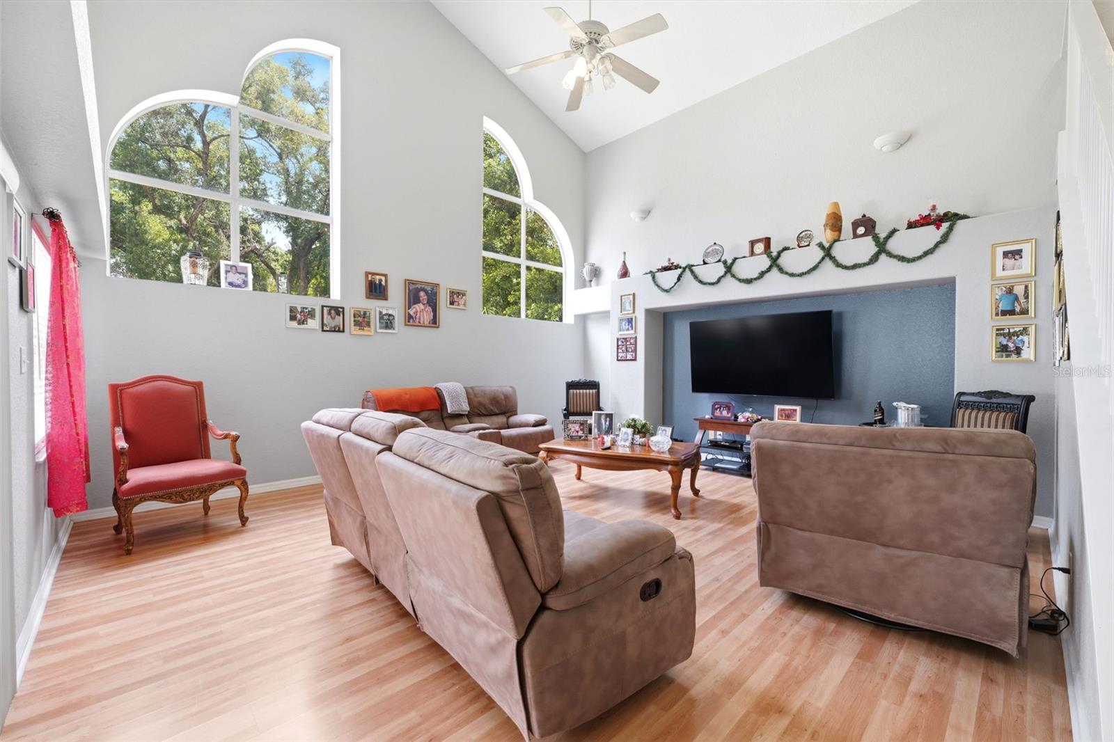 2112 HERITAGE CREST DR — photo 18