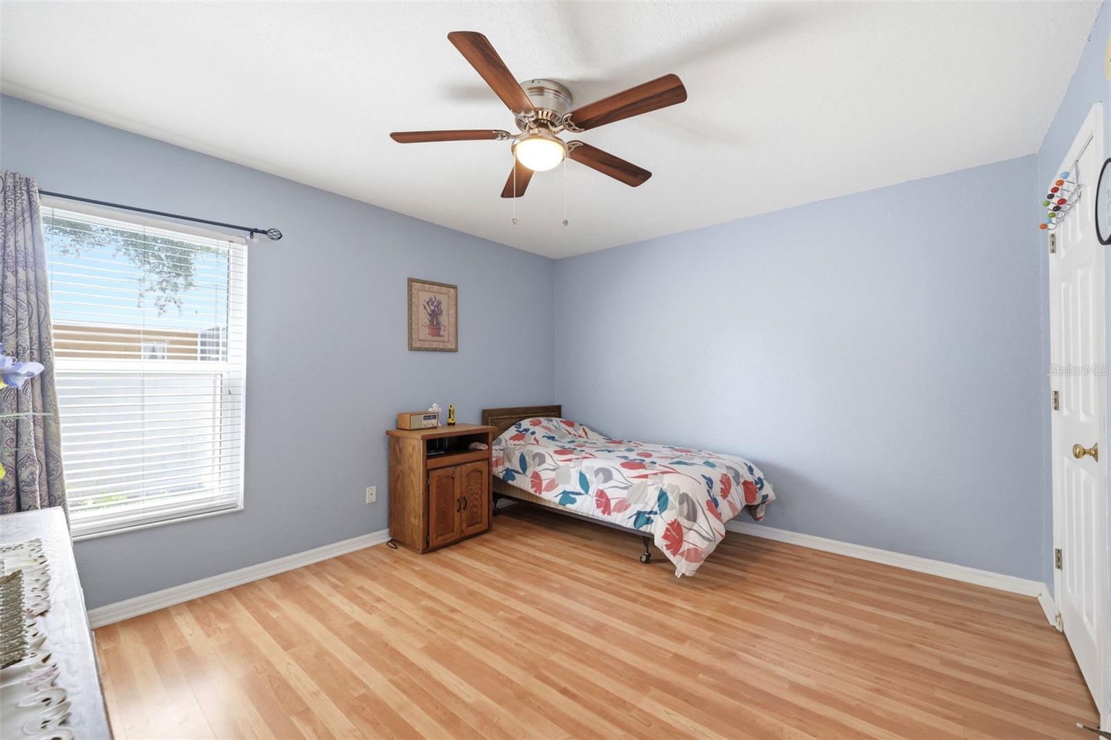 2112 HERITAGE CREST DR — photo 25