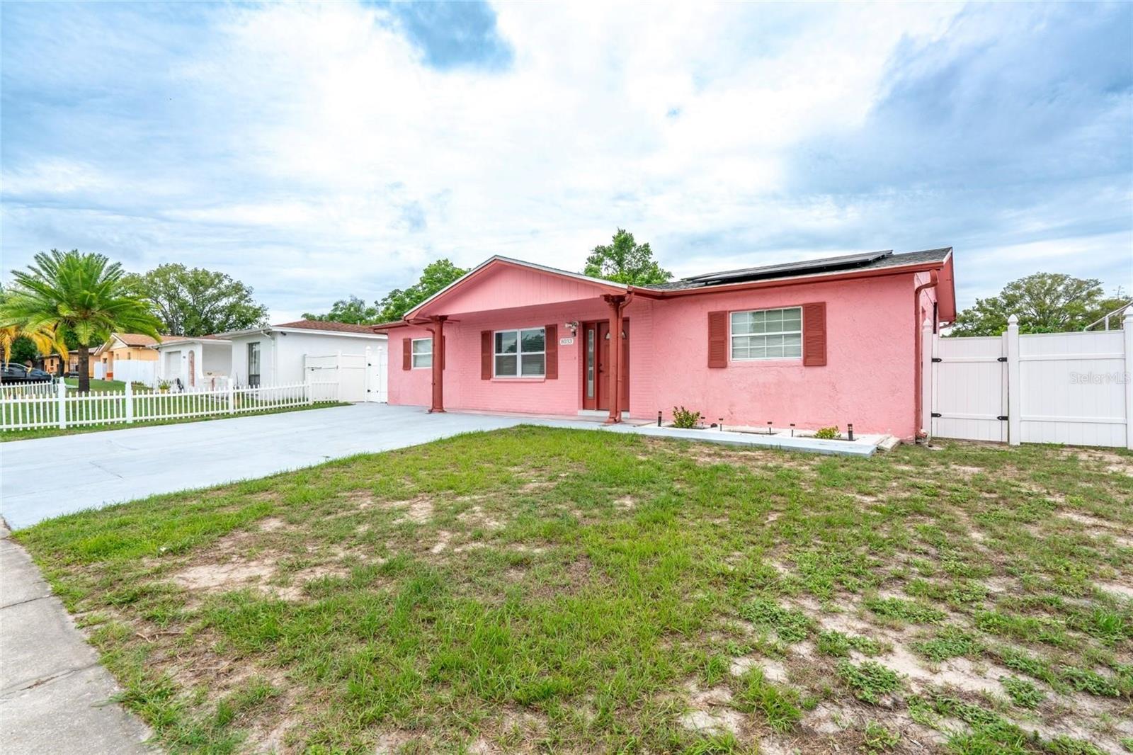8033 MANVEL DR — photo 2