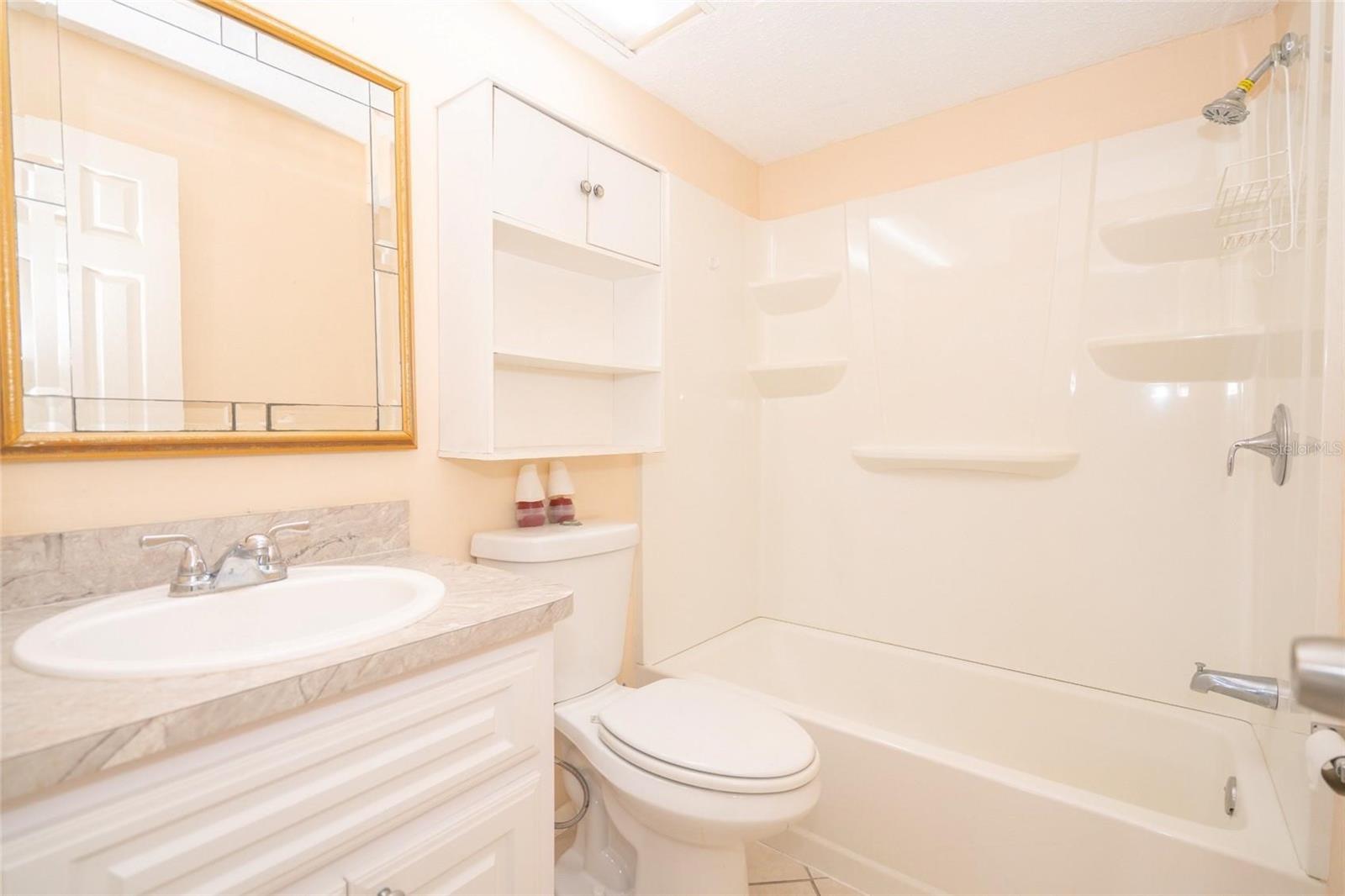 8033 MANVEL DR — photo 15
