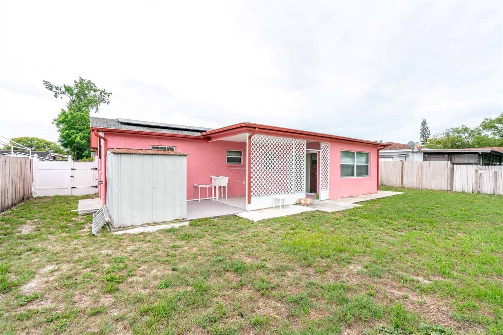 8033 MANVEL DR — photo 20