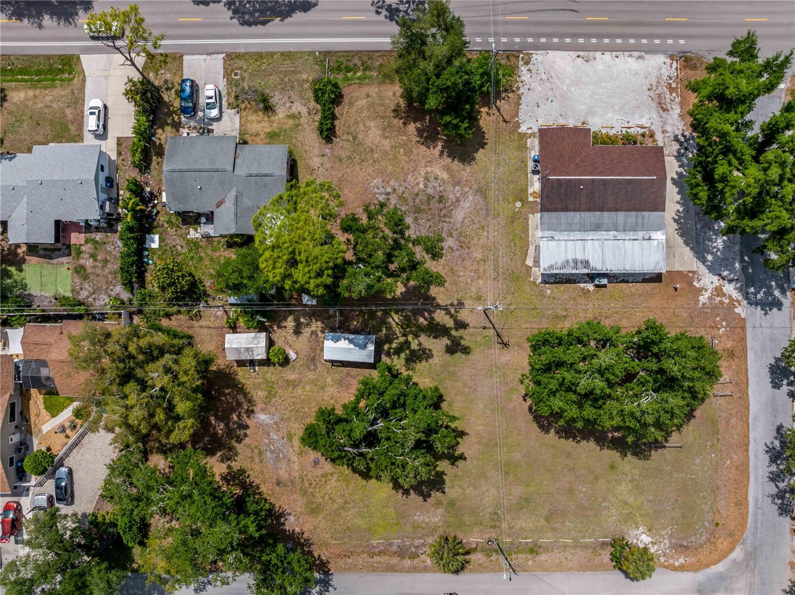 SHAMROCK DR — photo 10