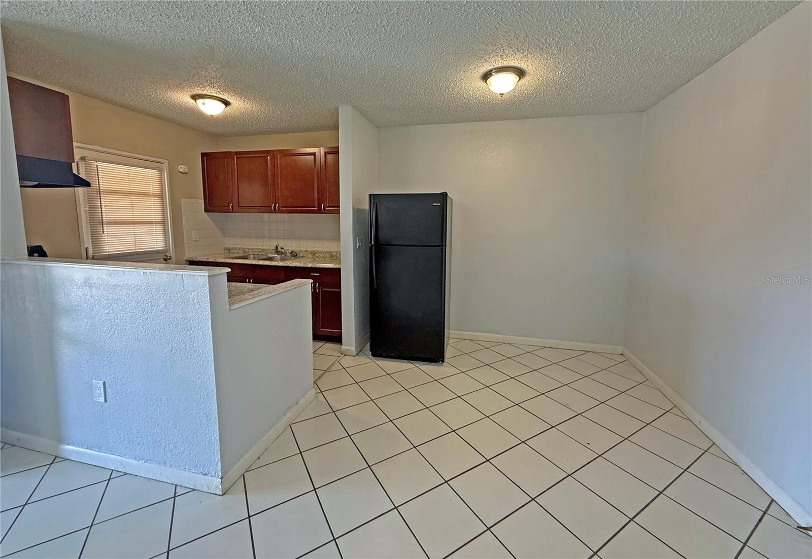2 N FERNWOOD AVE #14 — photo 3