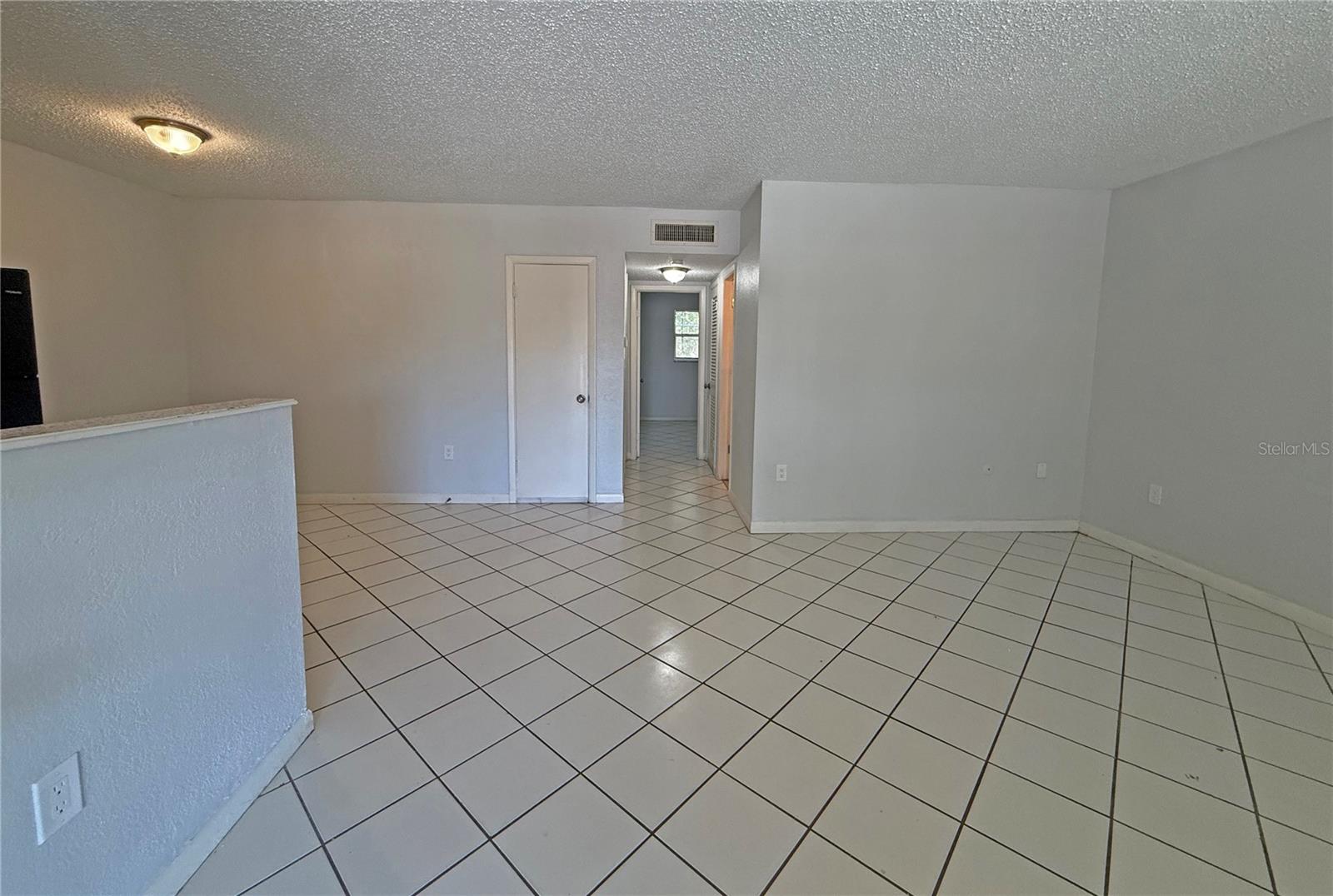 2 N FERNWOOD AVE #14 — photo 4