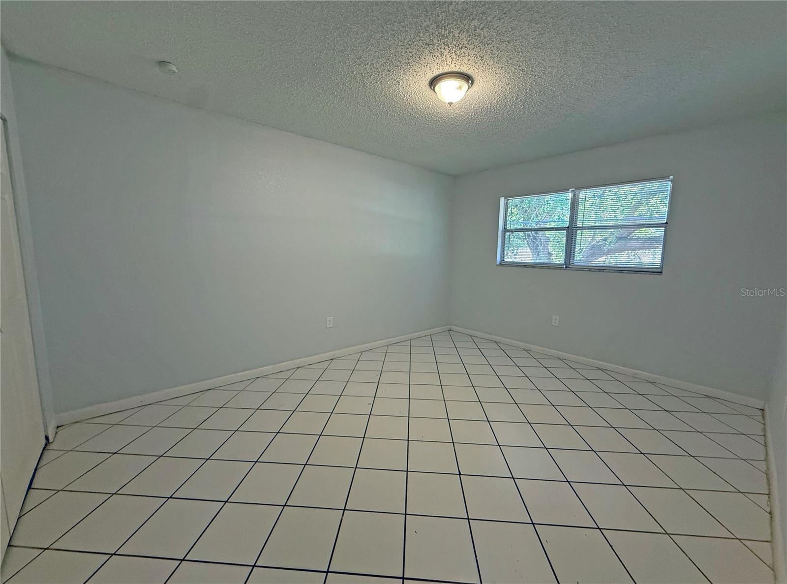 2 N FERNWOOD AVE #14 — photo 8