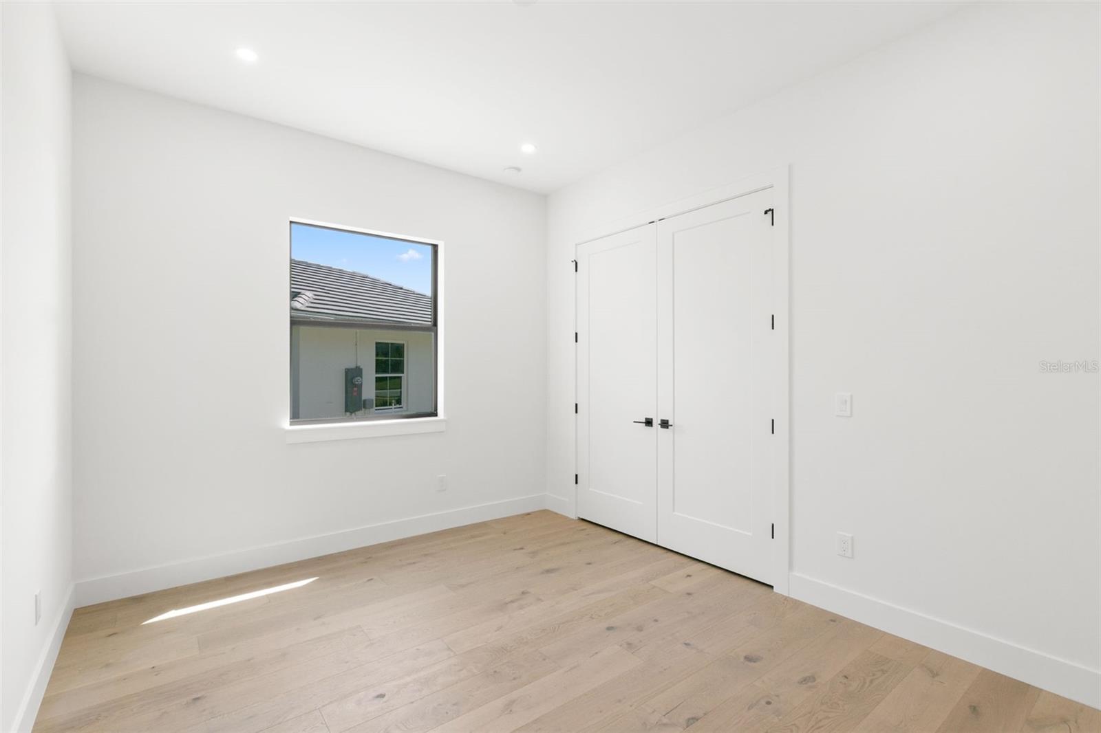 1810 4TH ST E — photo 29
