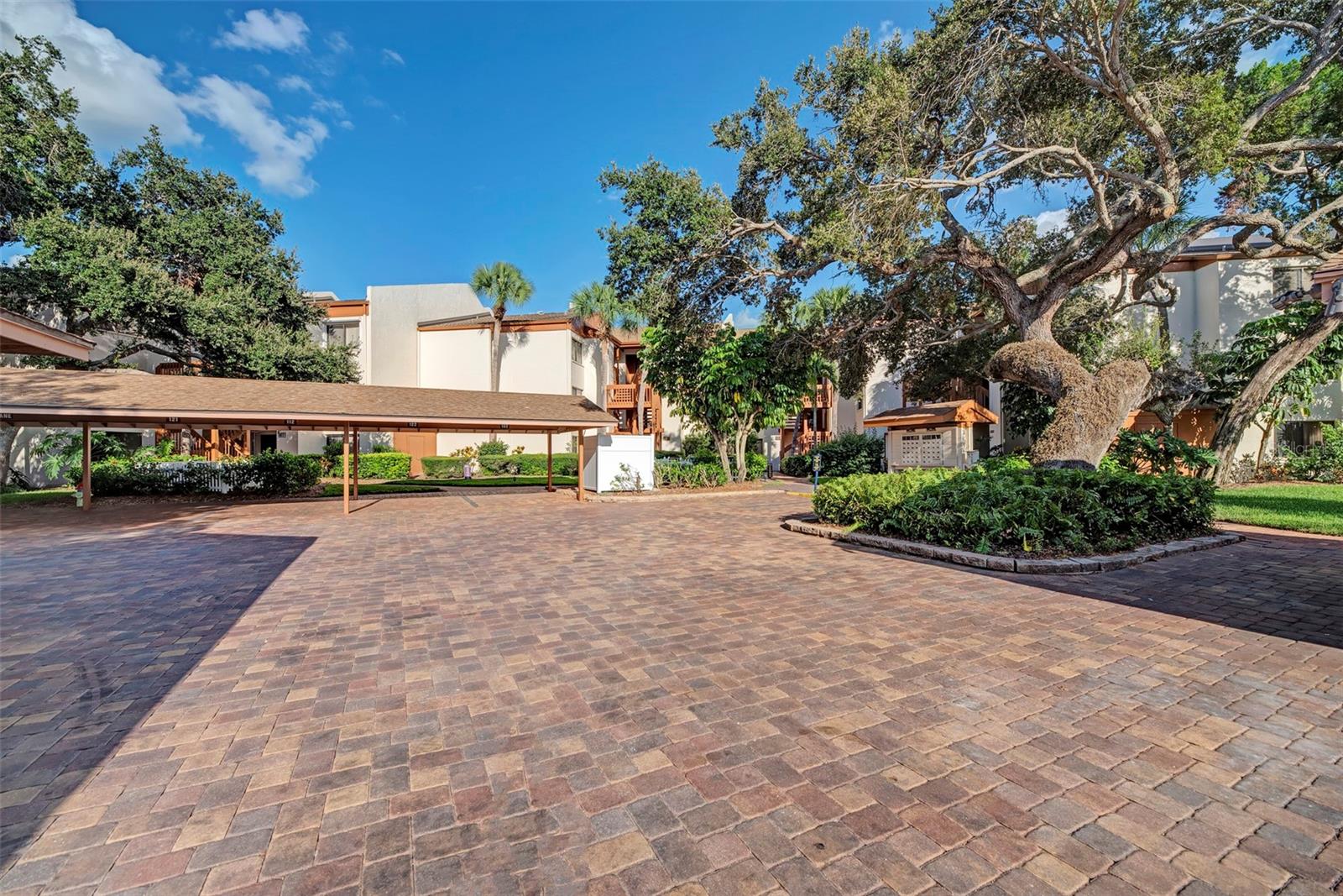 1800 COVE II PL #213 — photo 7