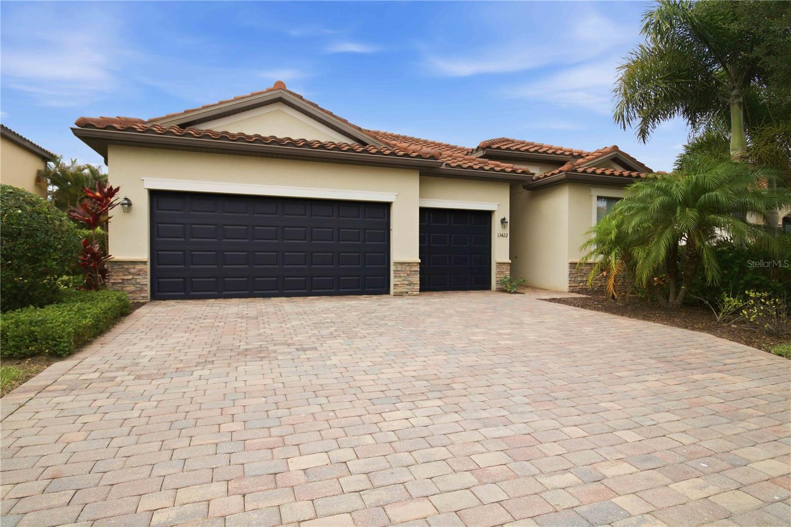 13422 SAW PALM CREEK TRL — photo 3