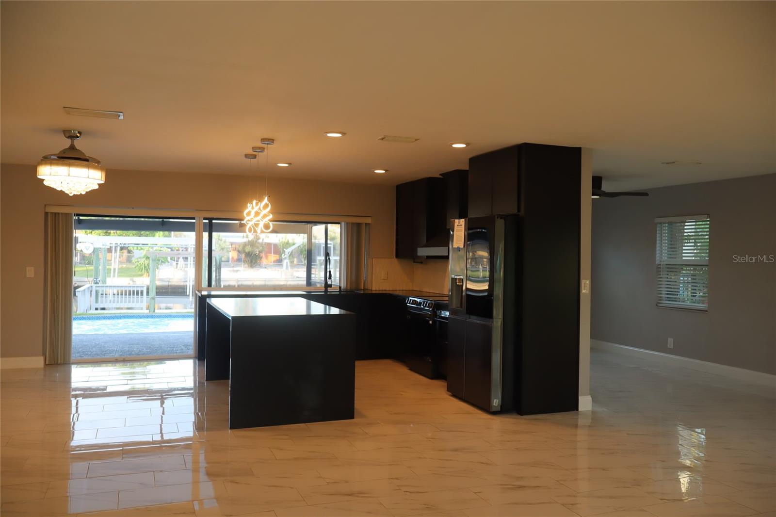 1019 SPINDLE PALM WAY — photo 12