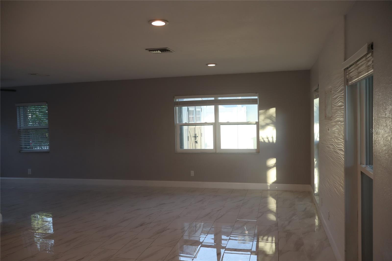 1019 SPINDLE PALM WAY — photo 13