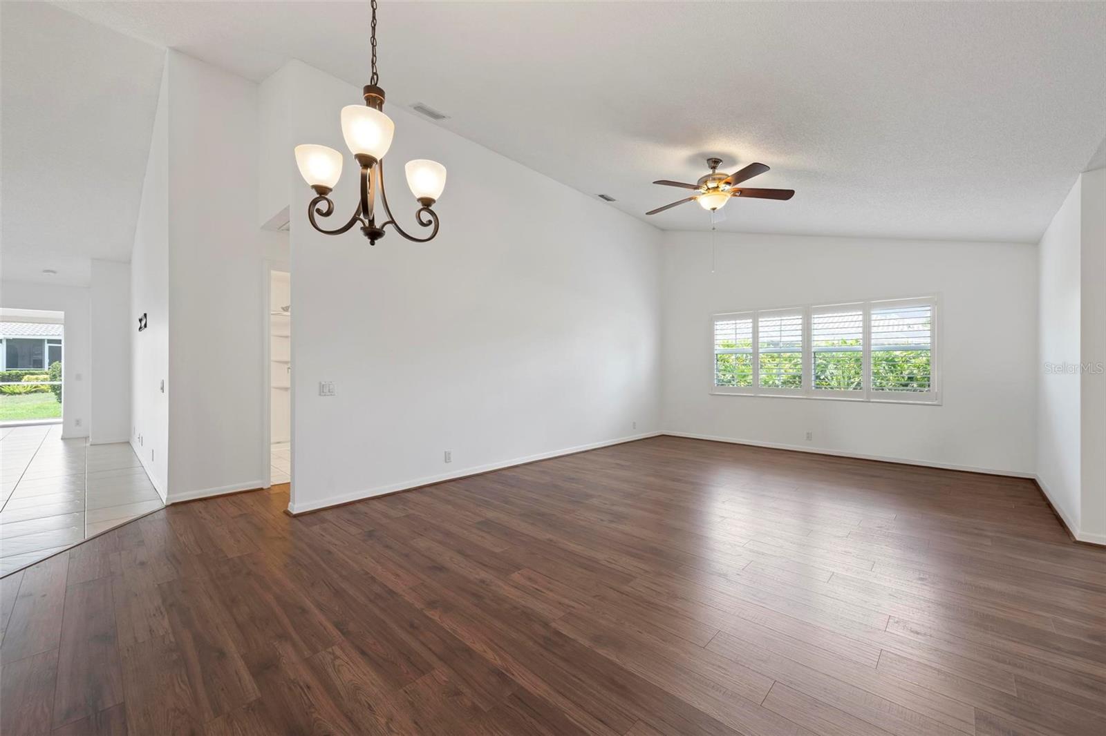 5368 KELLY DR #17 — photo 3