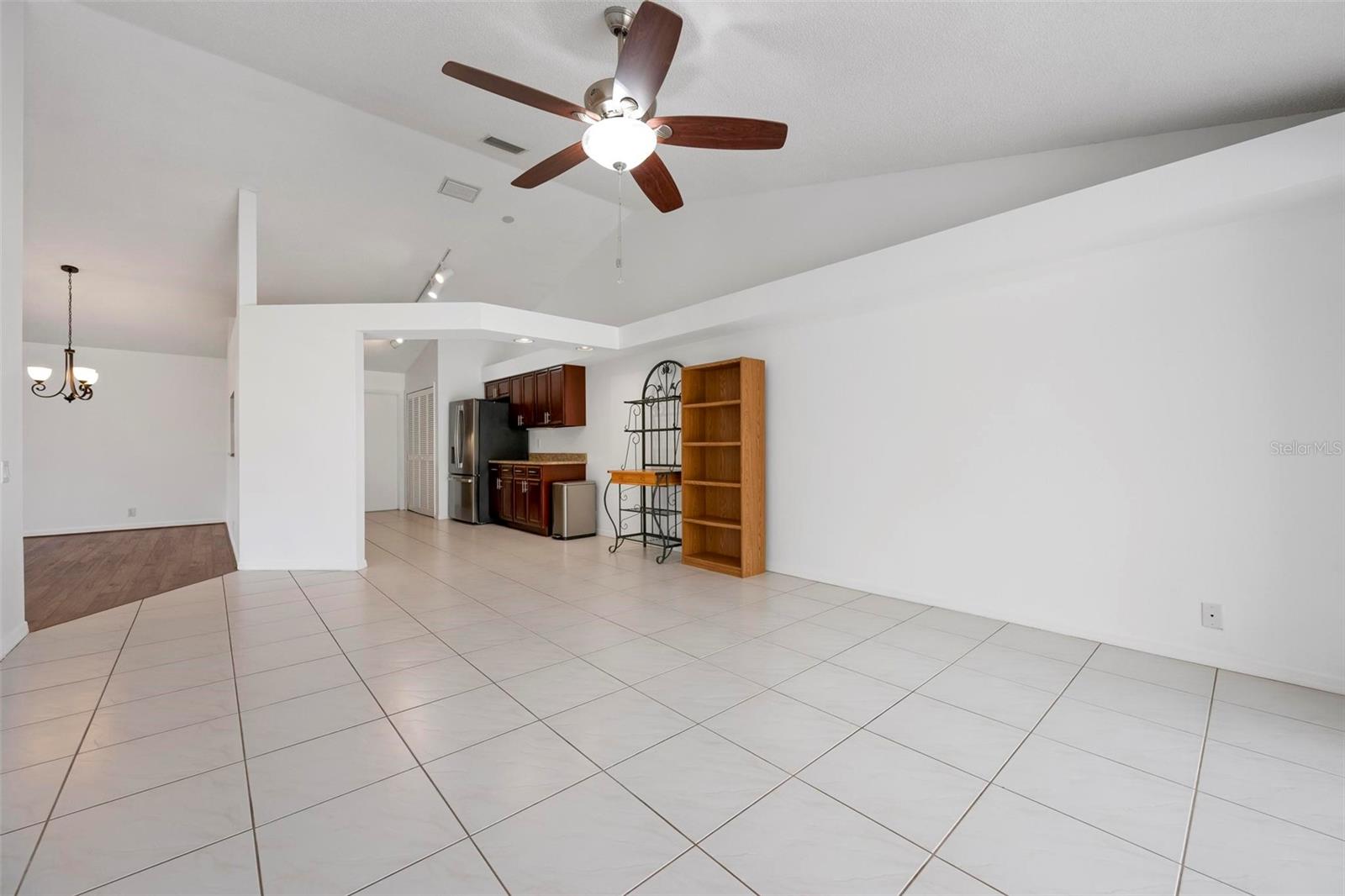 5368 KELLY DR #17 — photo 13