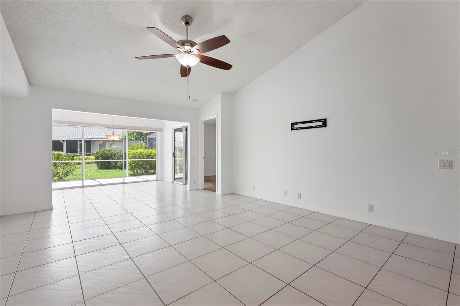 5368 KELLY DR #17 — photo 10