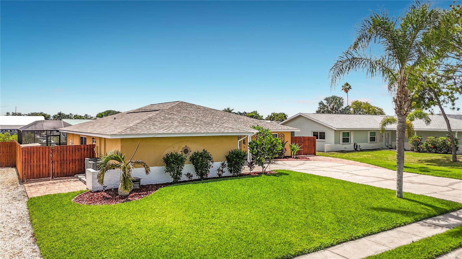 6517 SOLITAIRE PALM WAY — photo 6