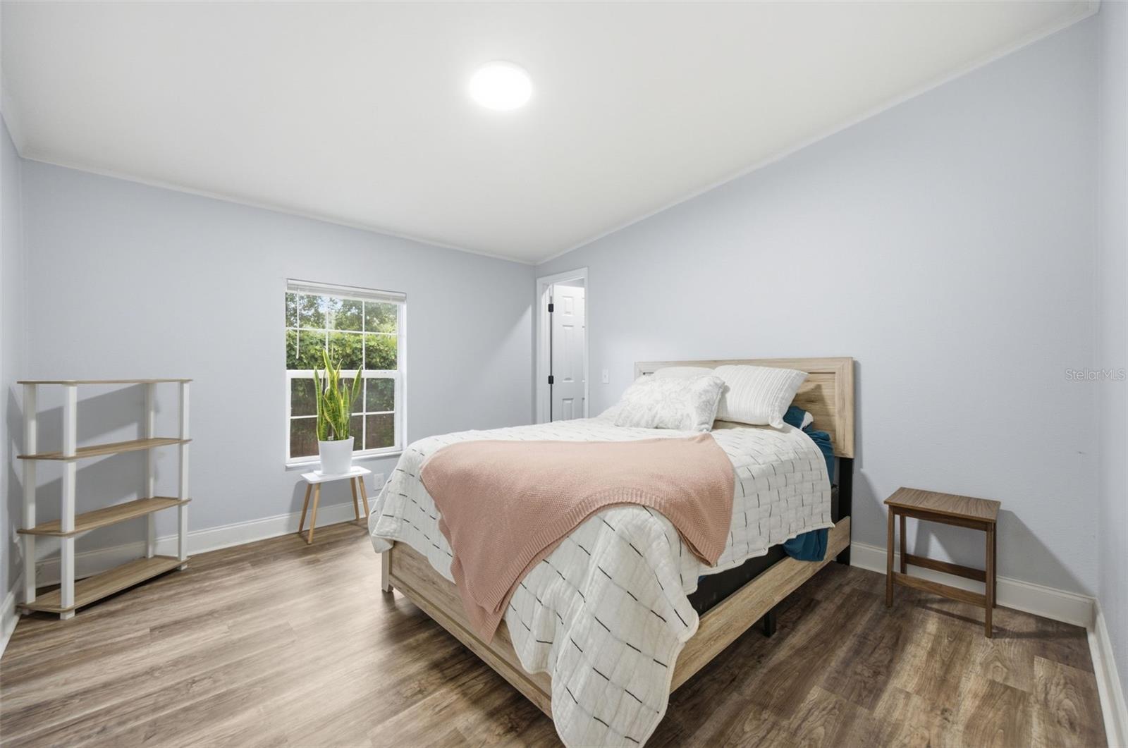 5203 N MENDENHALL DR — photo 23