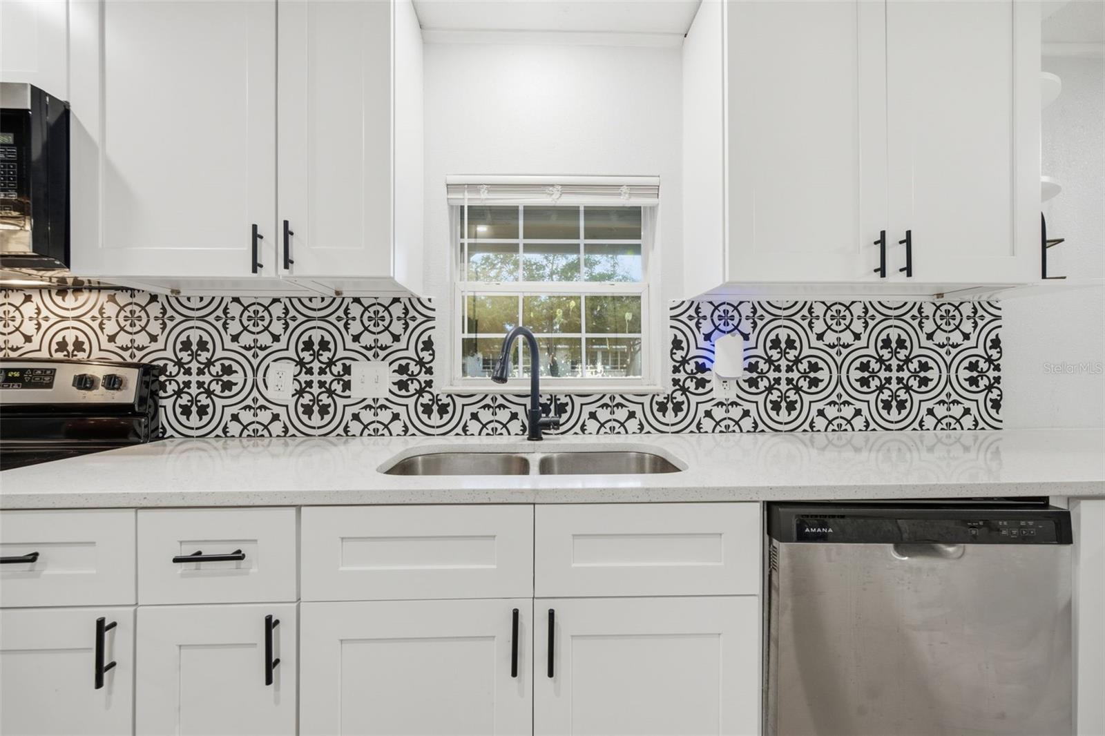 5203 N MENDENHALL DR — photo 10