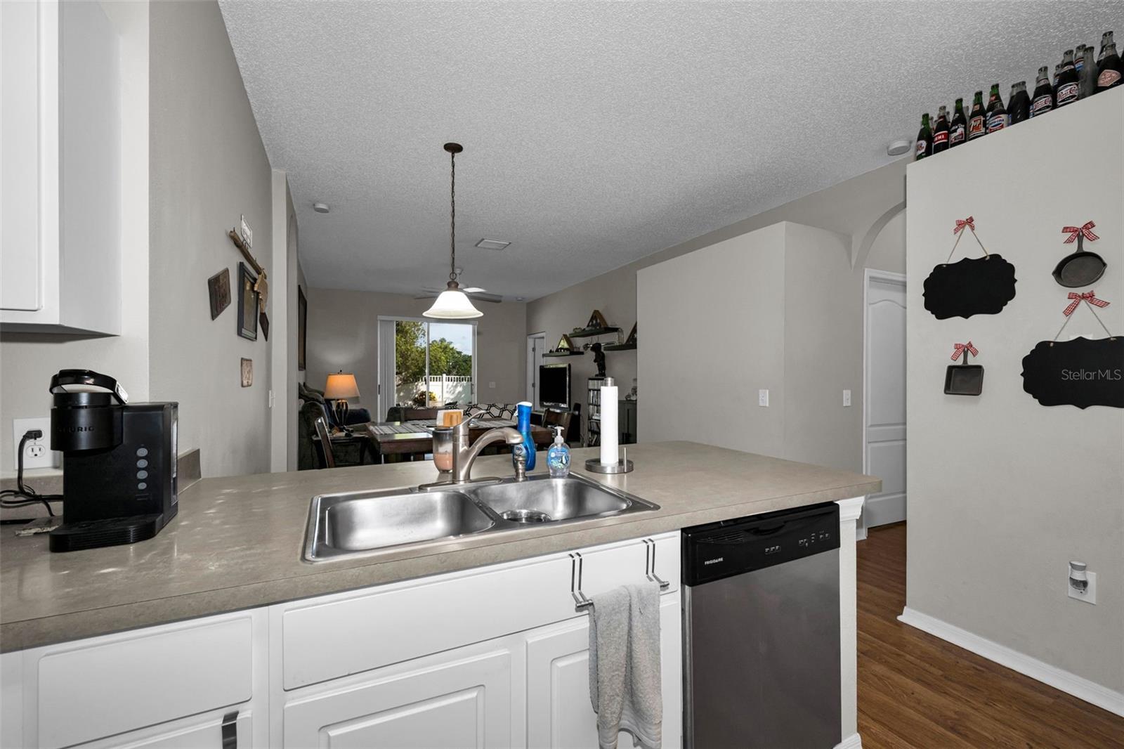 1821 ALVARA PL — photo 17
