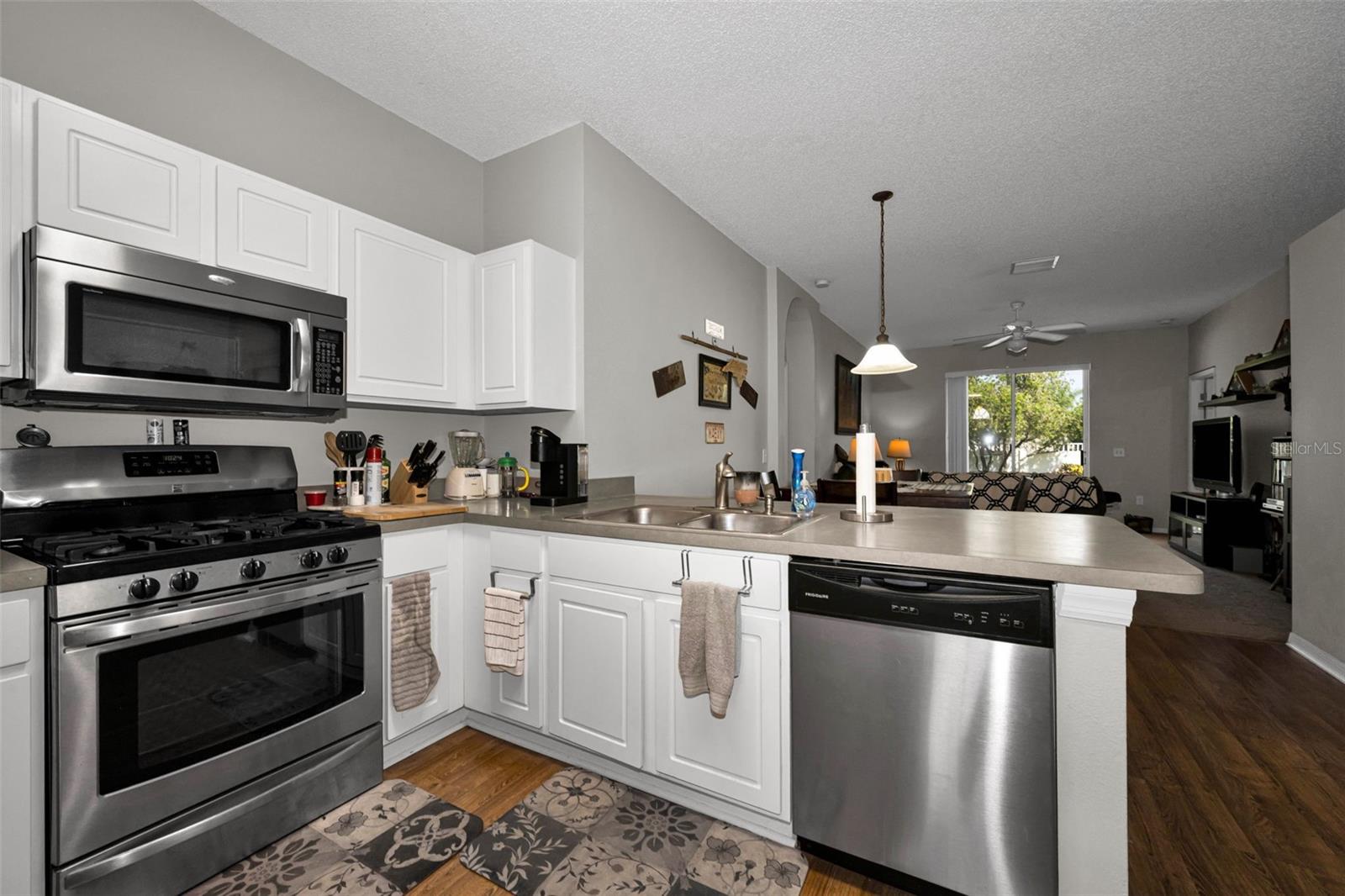 1821 ALVARA PL — photo 19