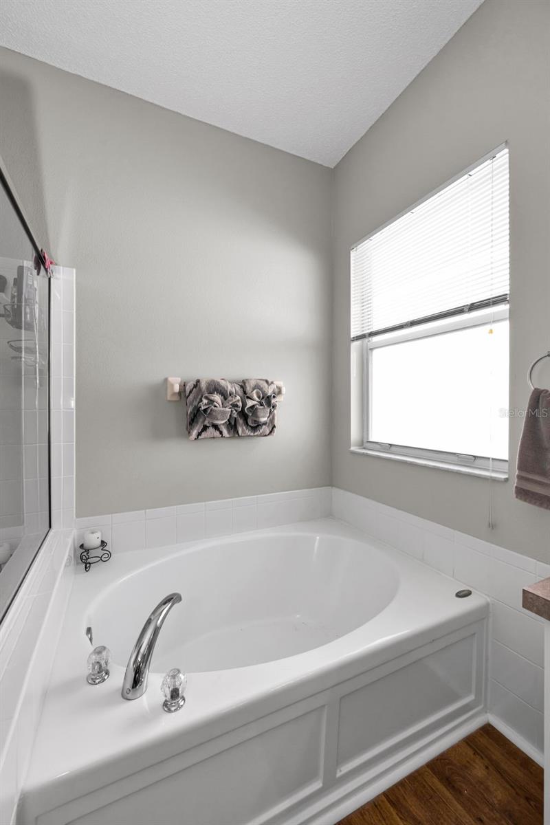 1821 ALVARA PL — photo 14