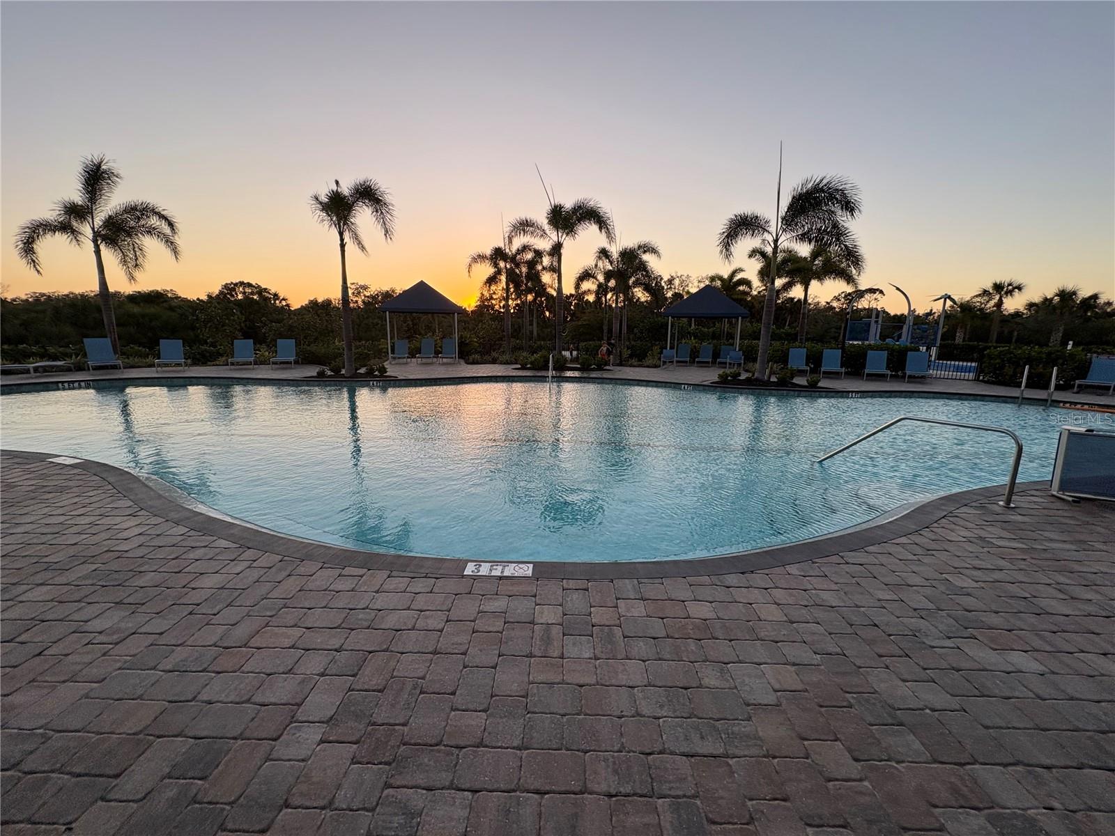 12571 NIGHT VIEW DR — photo 17