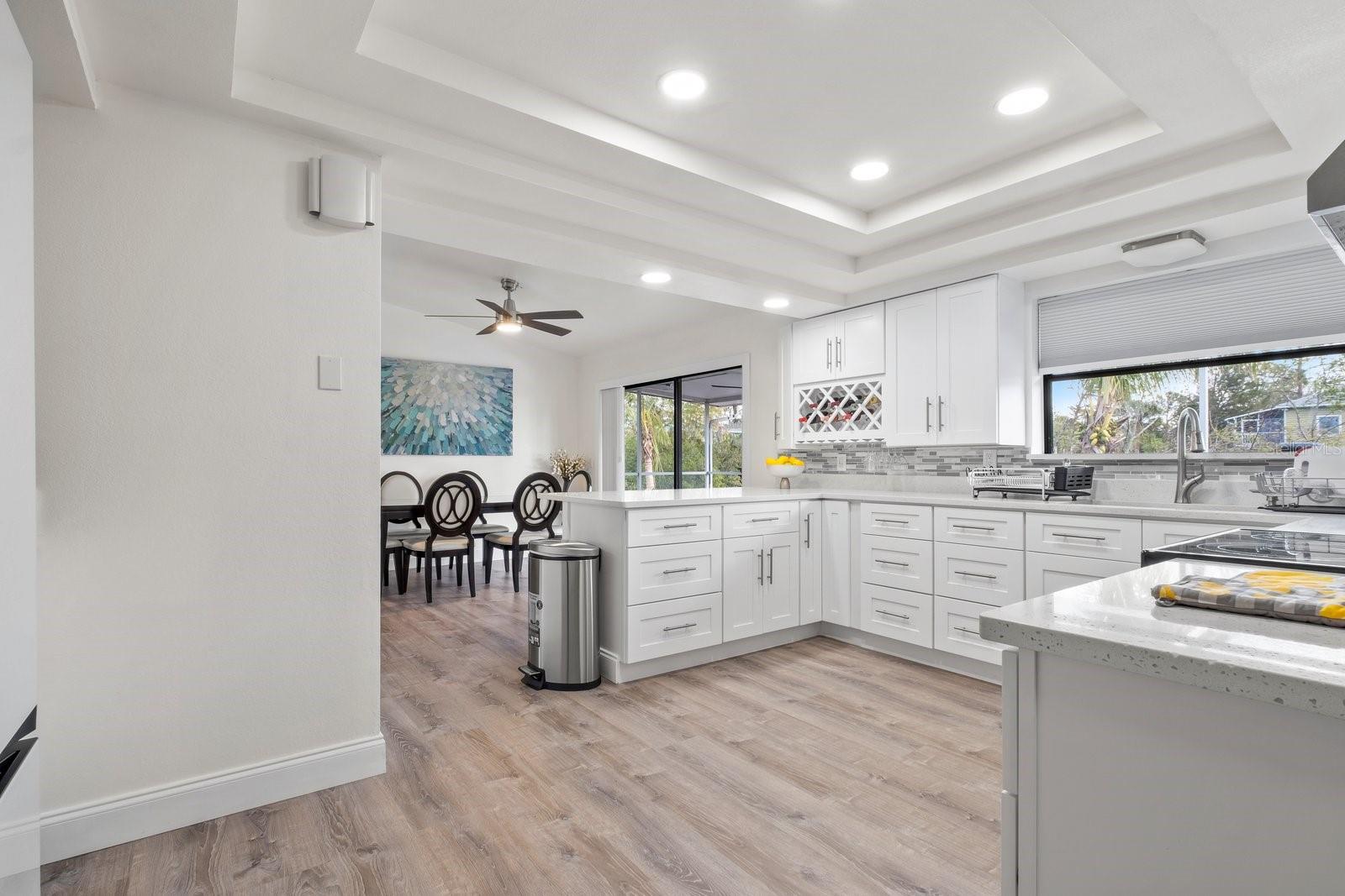 9080 CALOOSA DR — photo 8