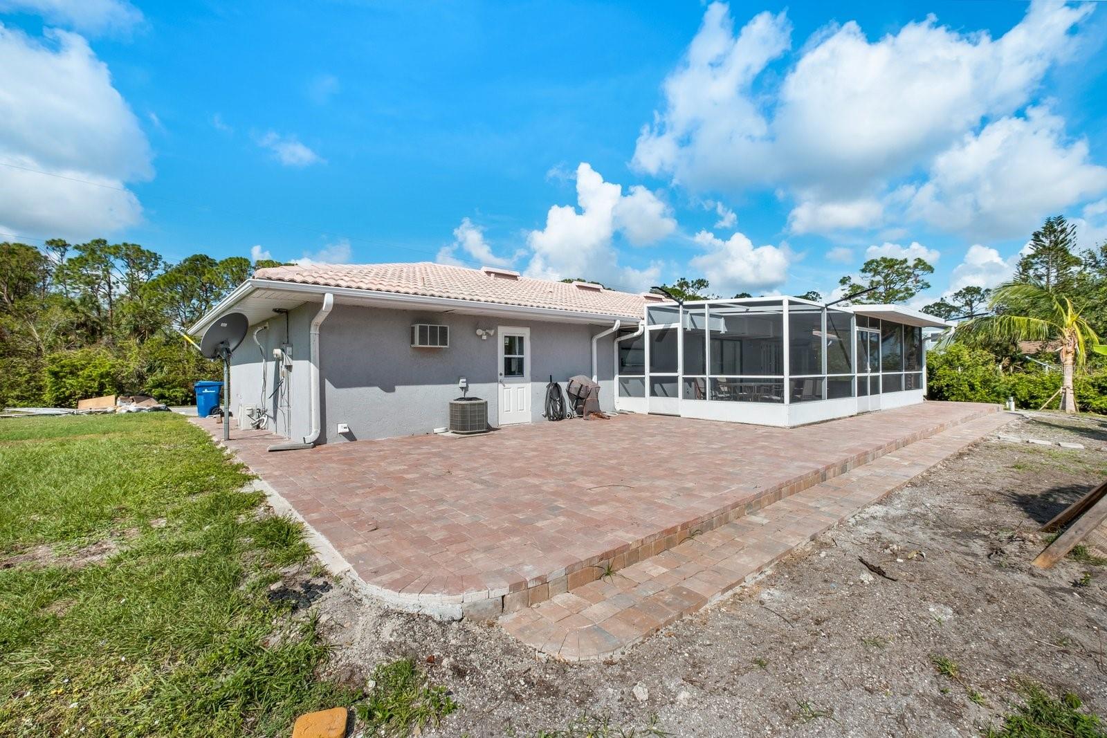9080 CALOOSA DR — photo 23