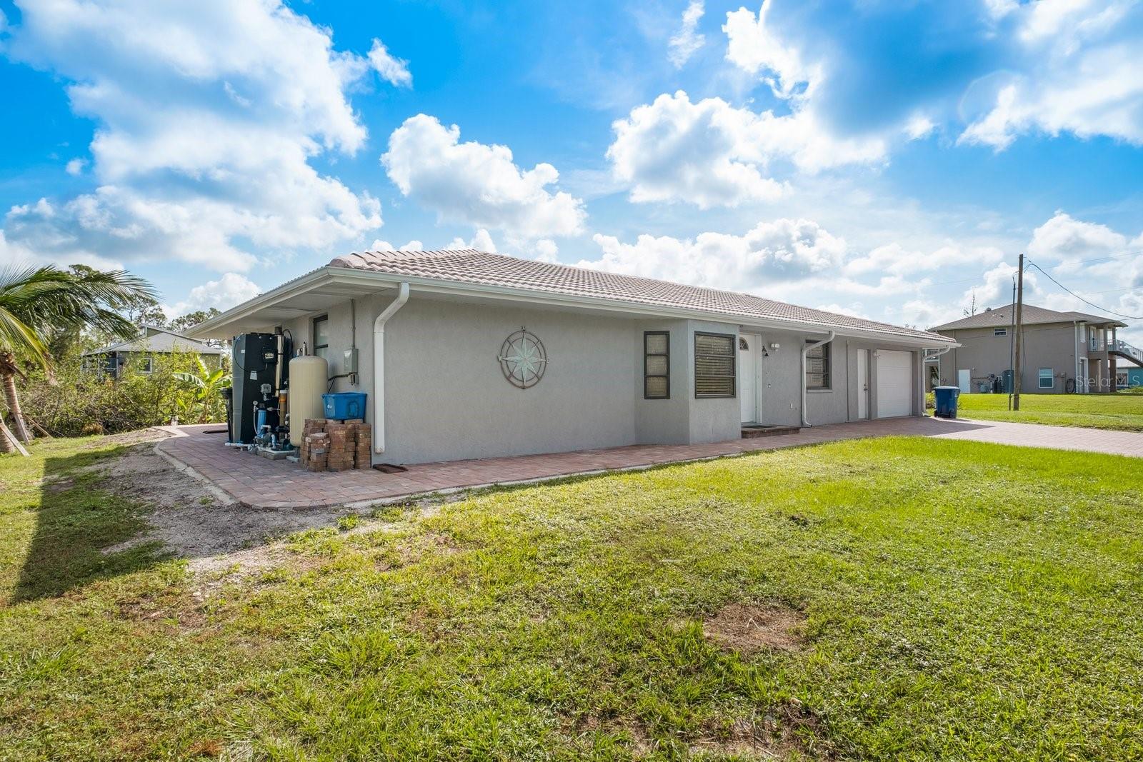 9080 CALOOSA DR — photo 27