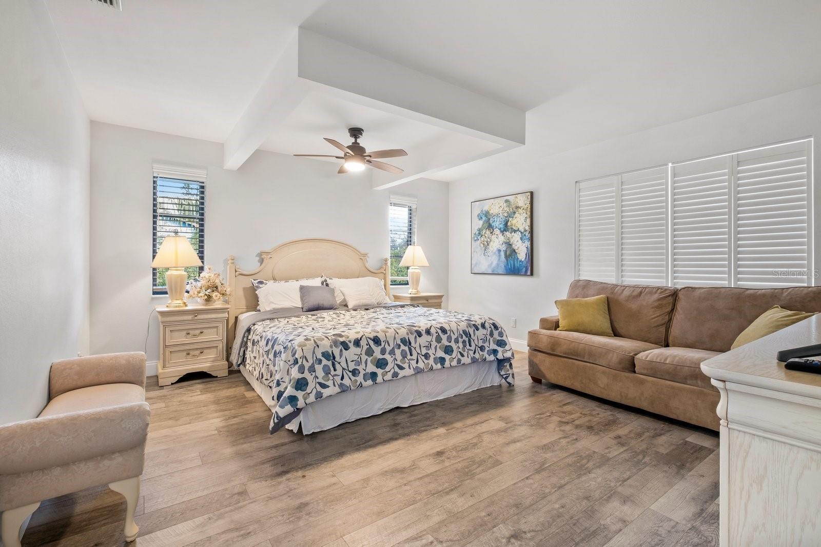9080 CALOOSA DR — photo 12