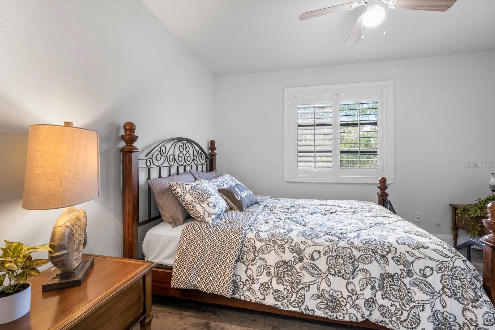 9080 CALOOSA DR — photo 18