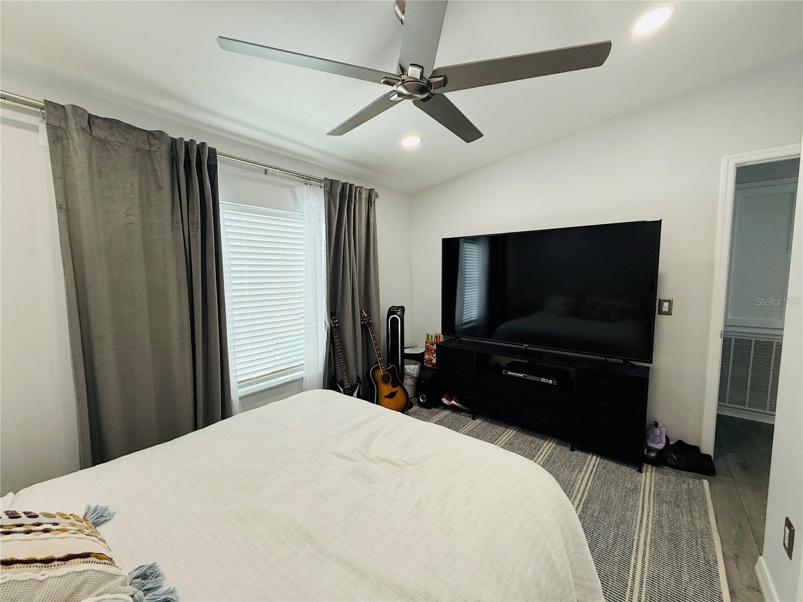 4851 W GANDY BLVD #5C — photo 4
