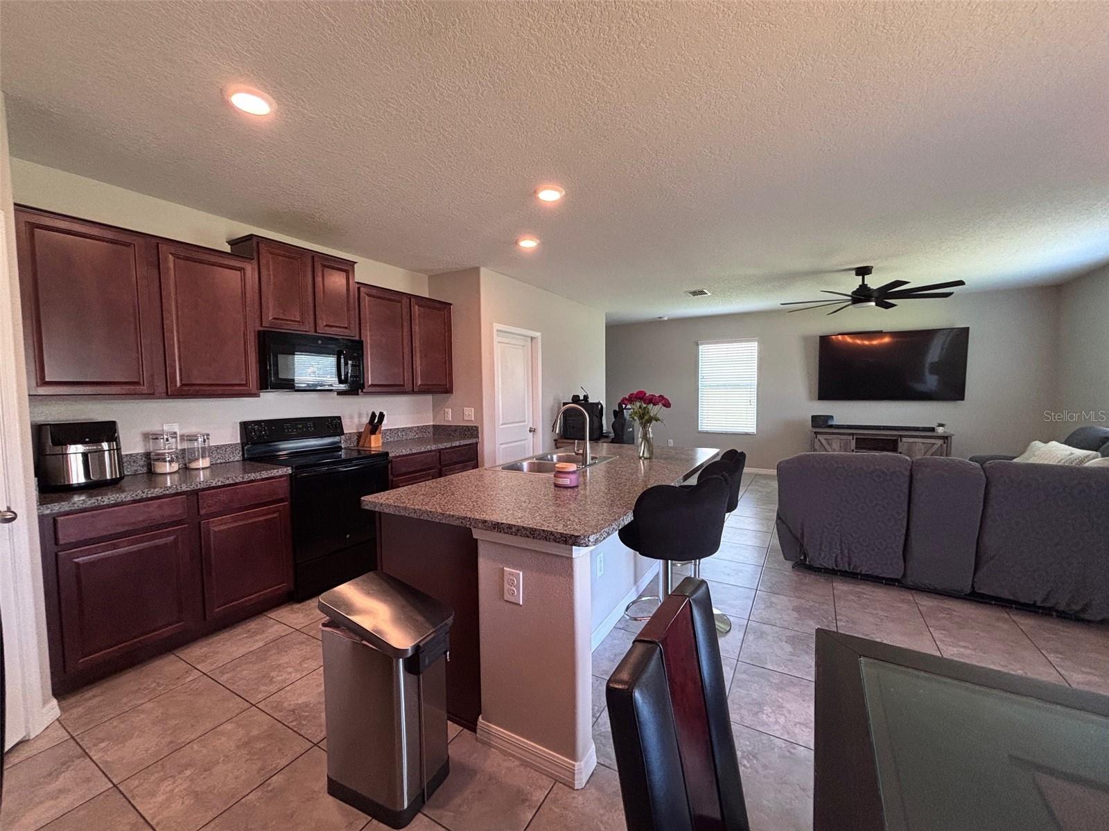 405 SERENITY MILL LOOP — photo 9