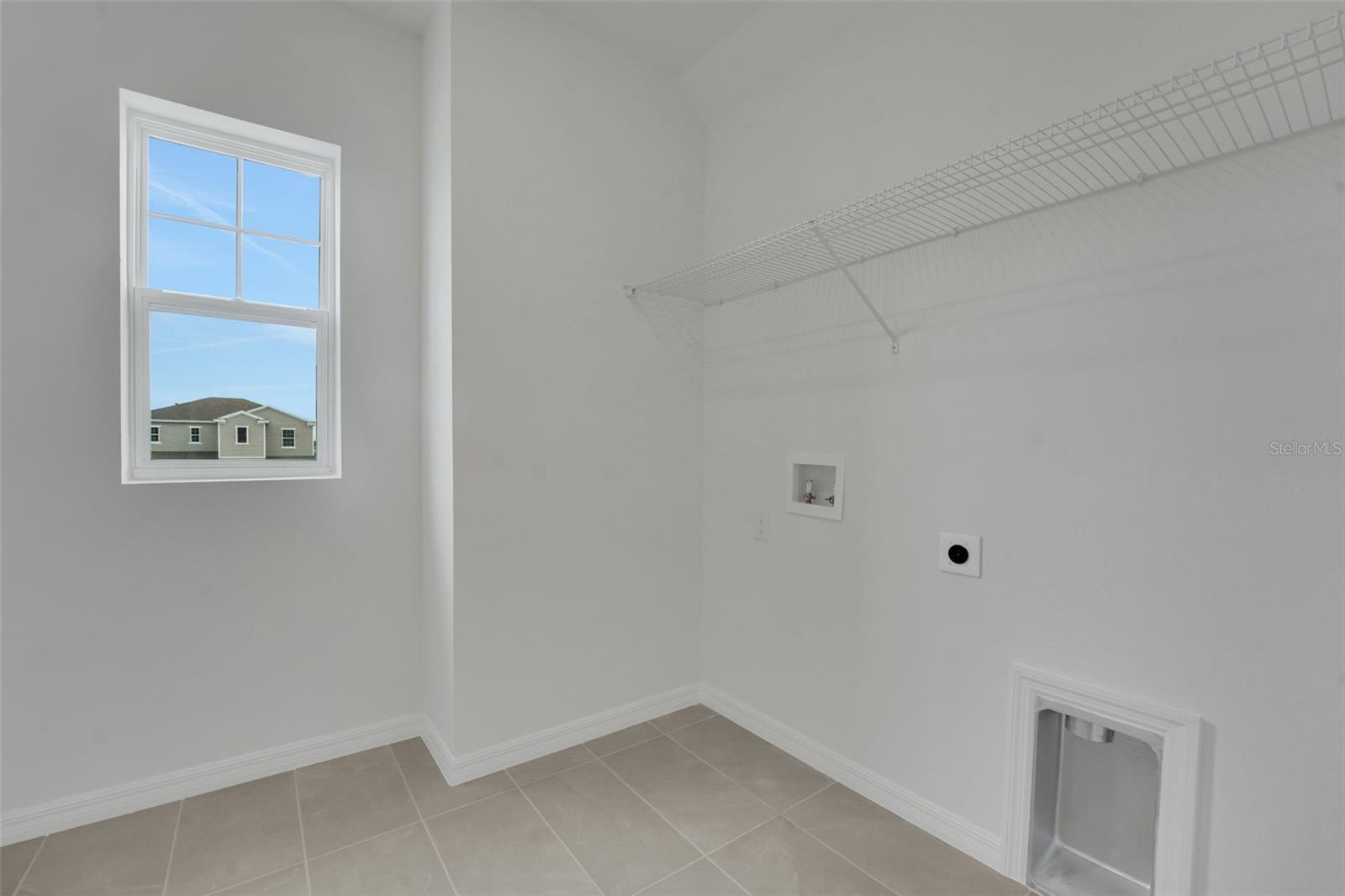 7831 GLEN LILY PL — photo 32