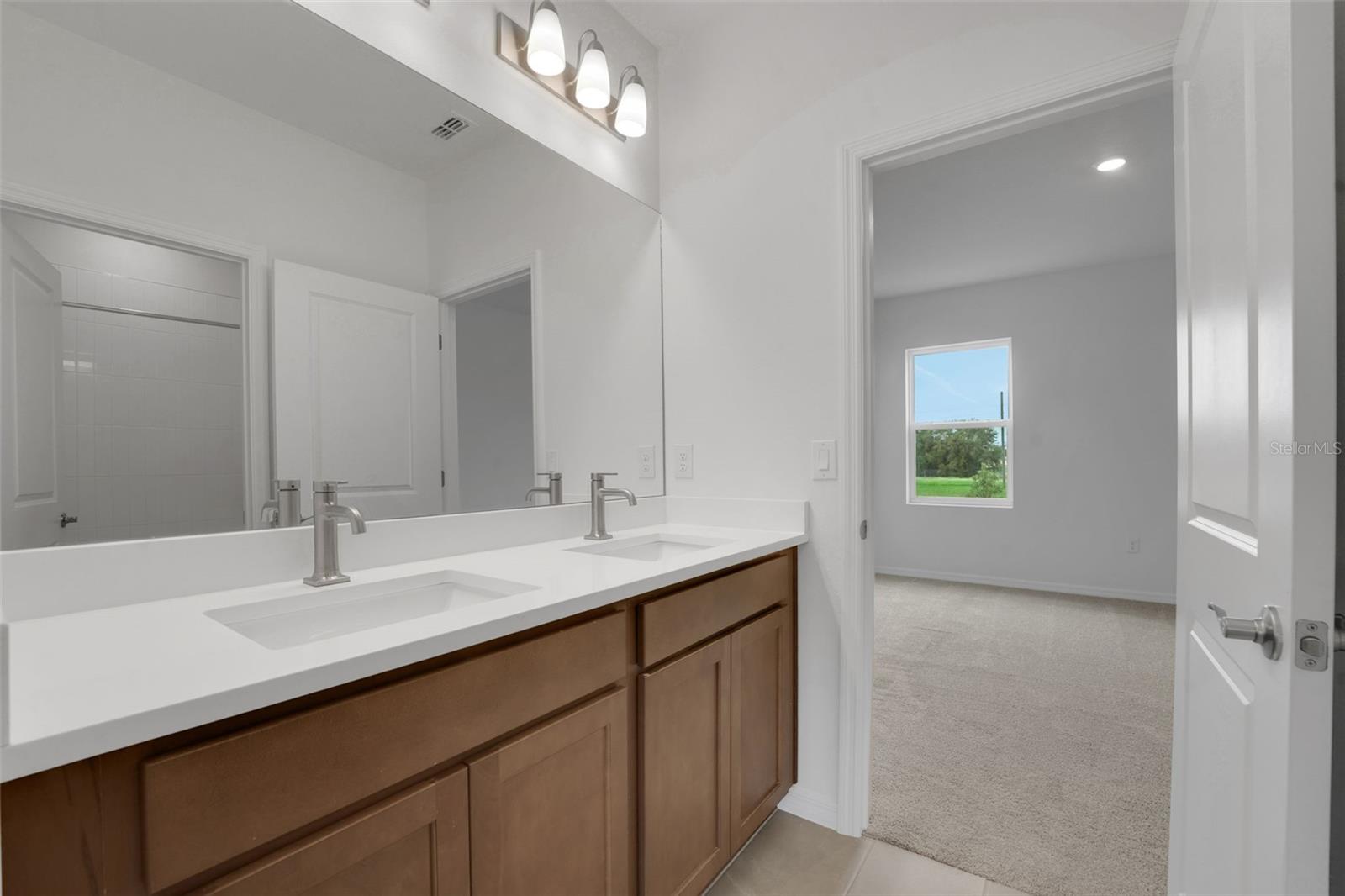 7831 GLEN LILY PL — photo 37