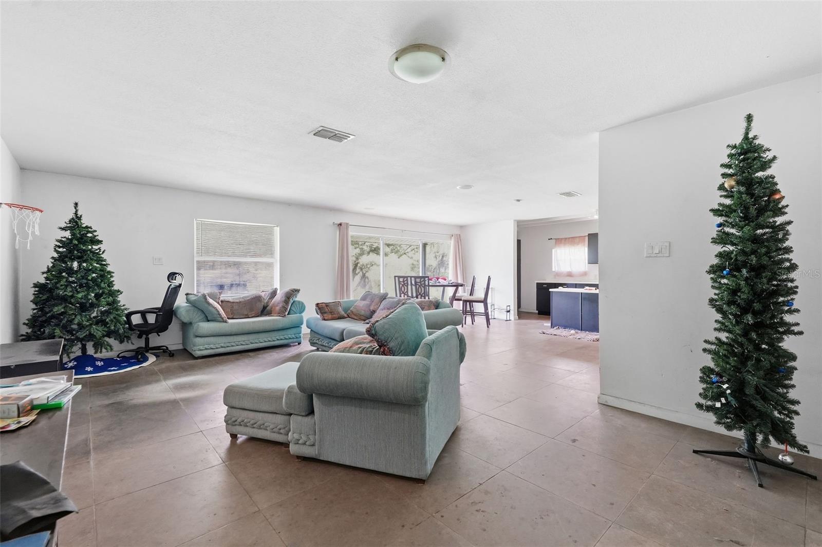 832 S PARSONS AVE — photo 12