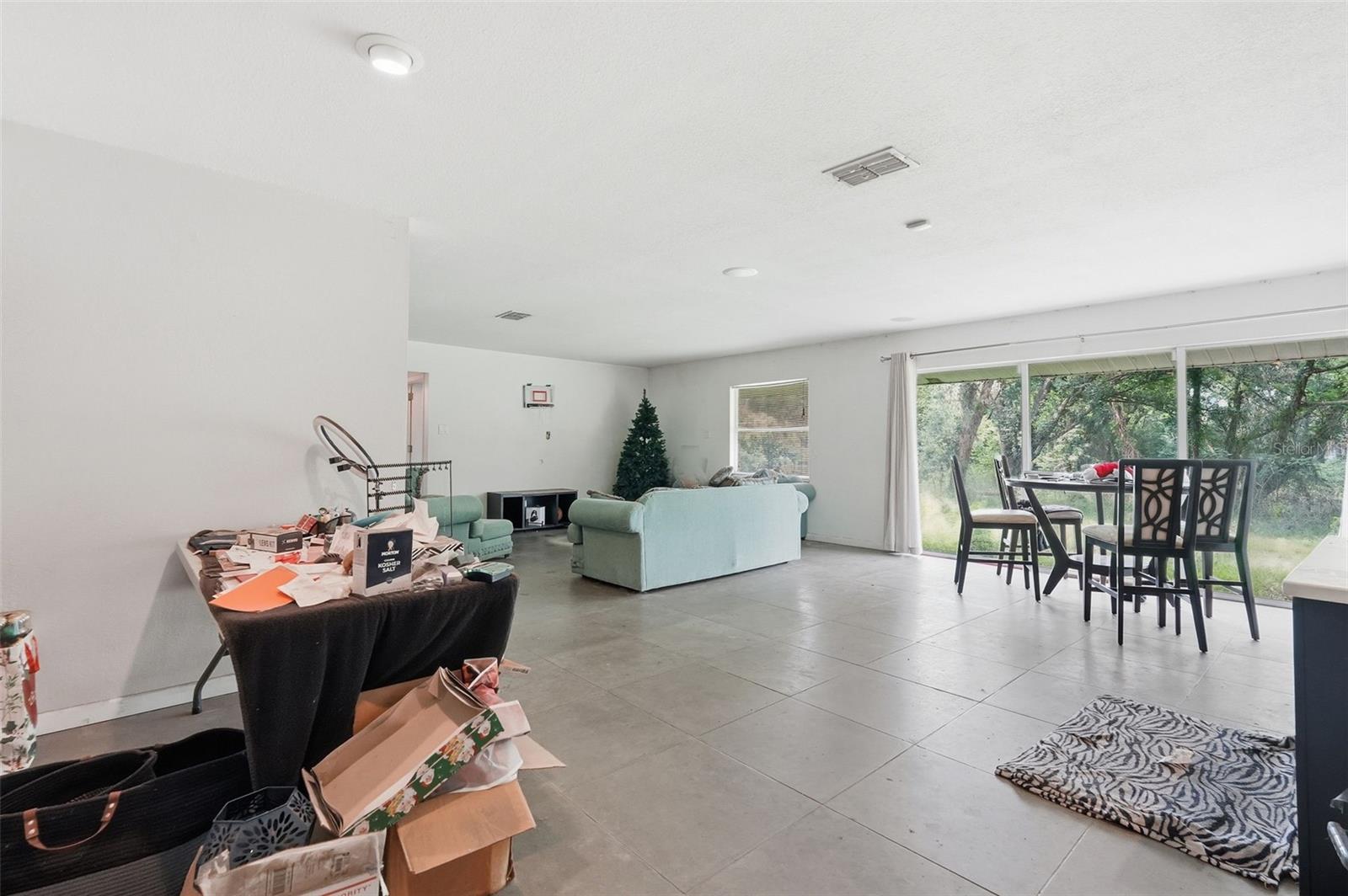 832 S PARSONS AVE — photo 19