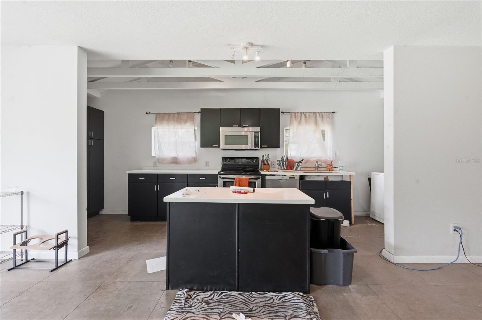 832 S PARSONS AVE — photo 21
