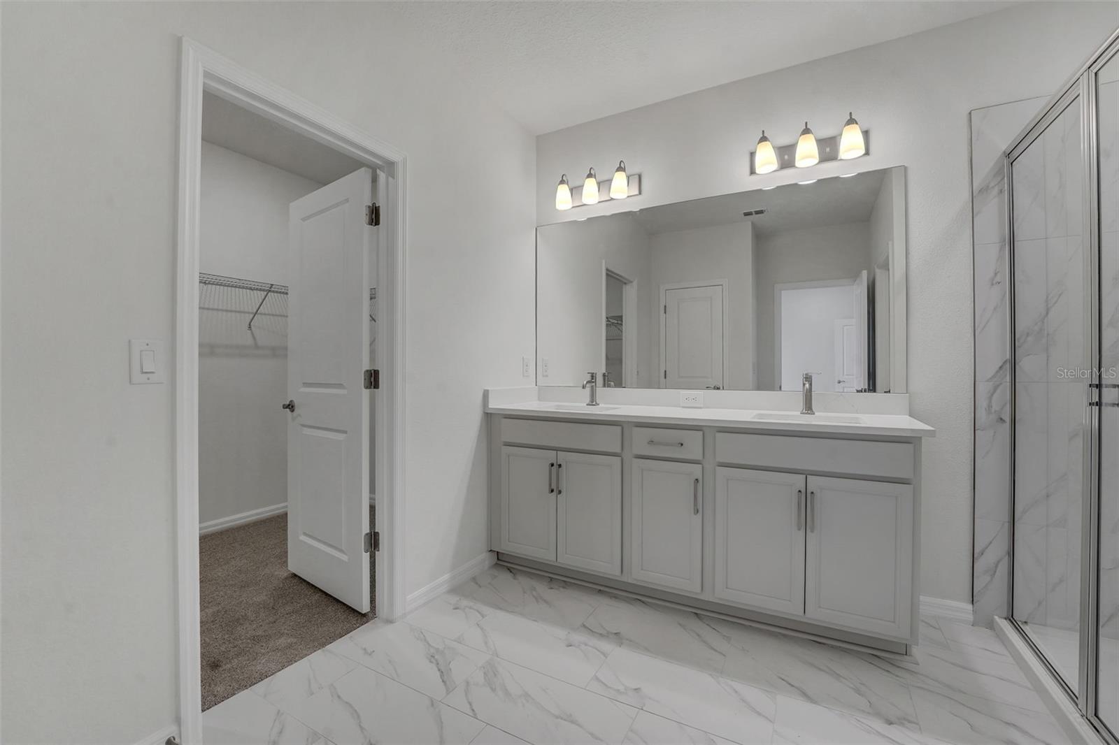 7819 GLEN LILY PL — photo 31