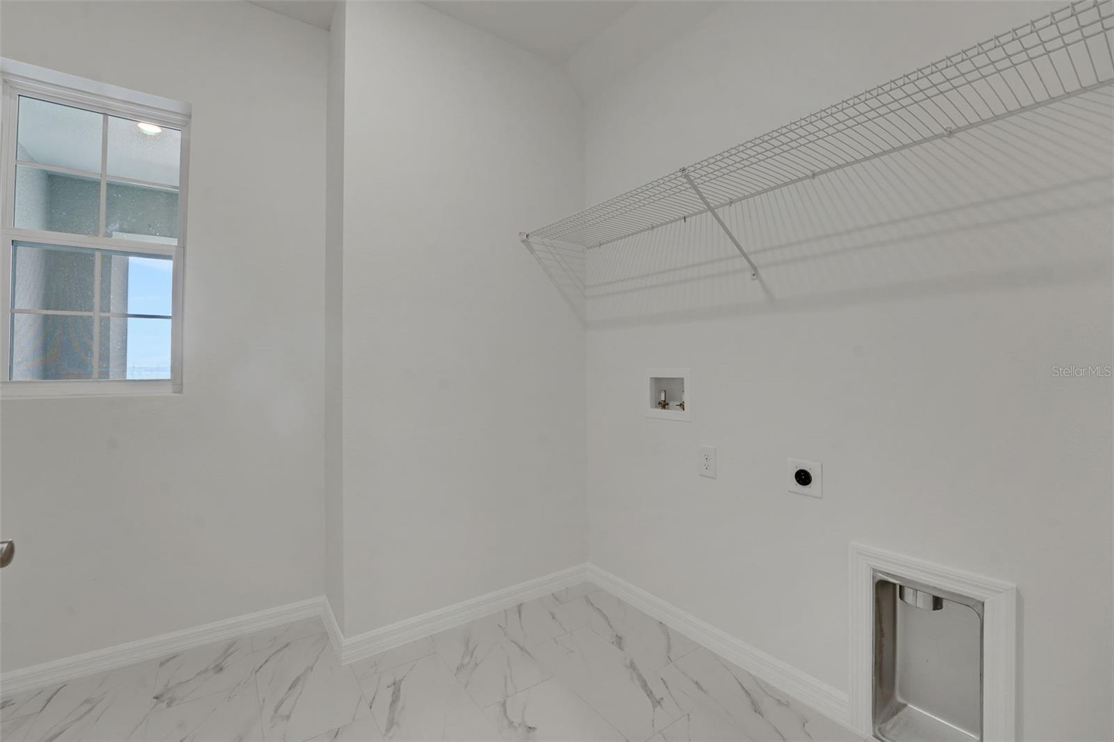 7819 GLEN LILY PL — photo 34