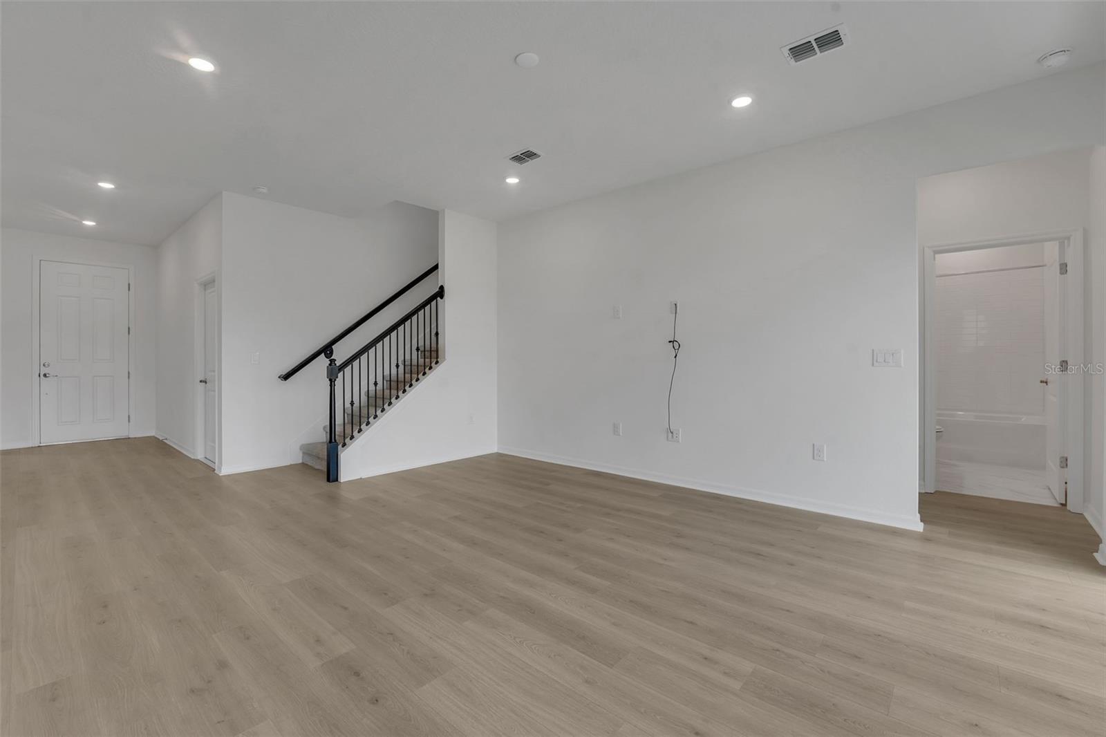 7819 GLEN LILY PL — photo 18