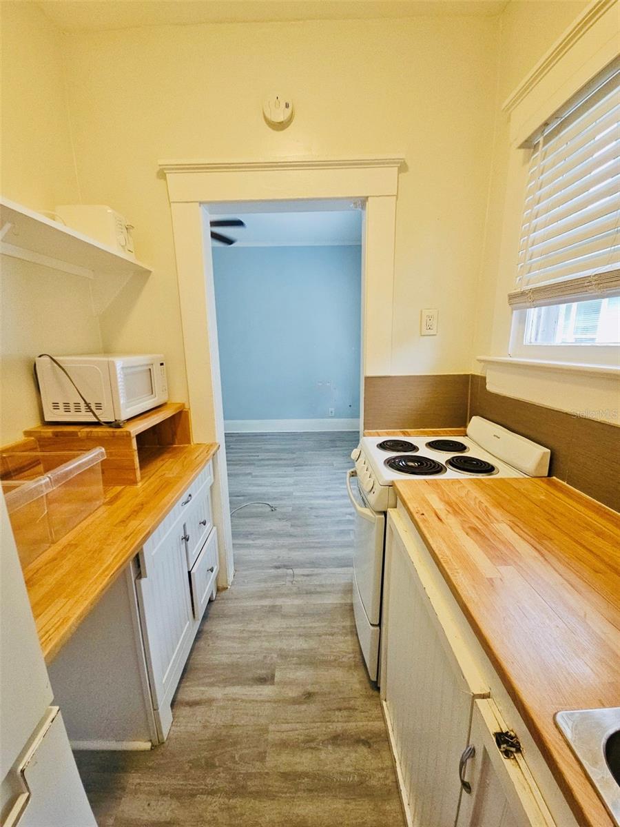2301 N JEFFERSON ST #Apt 3 — photo 12