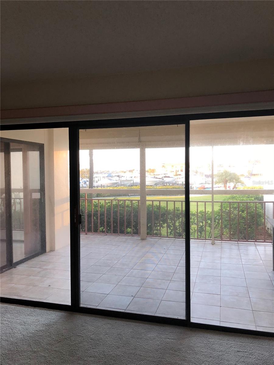 7907 SAILBOAT KEY BLVD S #105 — photo 8