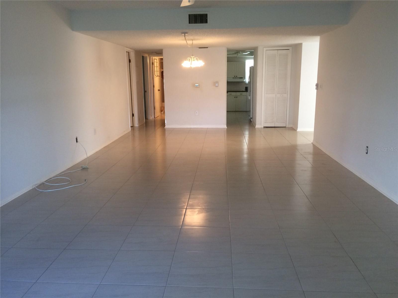 7907 SAILBOAT KEY BLVD S #105 — photo 6