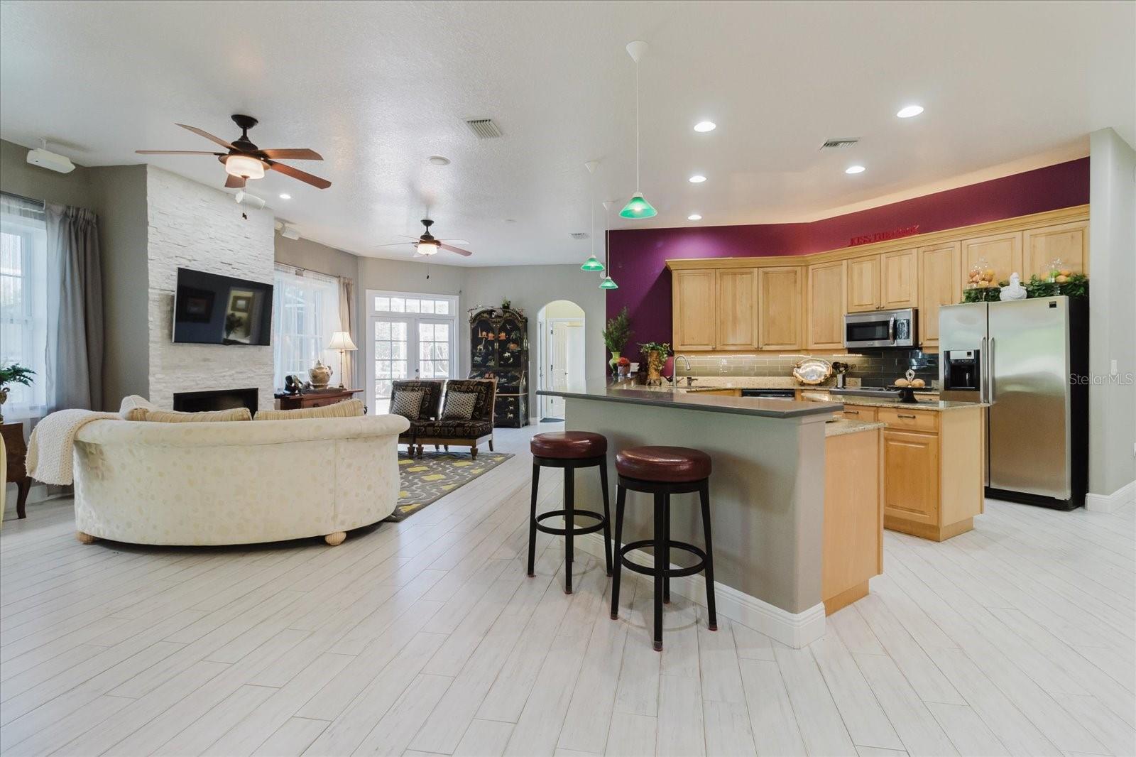 13510 WESTSHIRE DR — photo 25