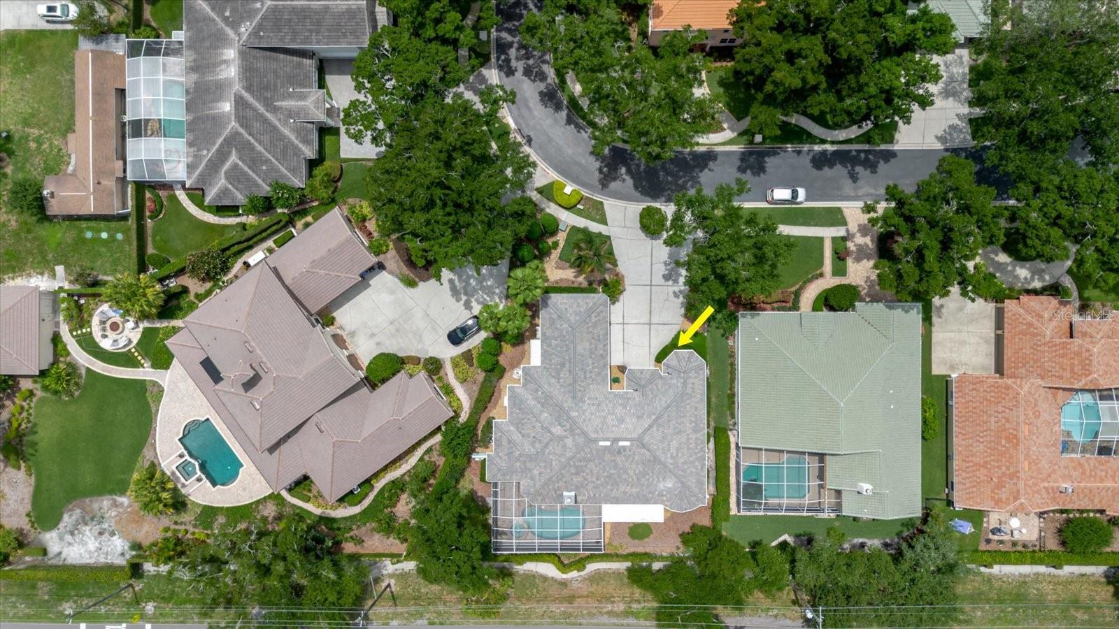13510 WESTSHIRE DR — photo 2